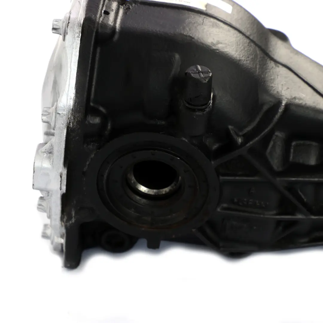 Mercedes-Benz W203 C 200 Compressore Differenziale Diversi 3,27 per con numero di parte A2033506962 Mercedes-Benz W203 C 200 Compressore Differenziale Diversi 3,27 - SKU A2033506962 - Numero di parte A2033506962
