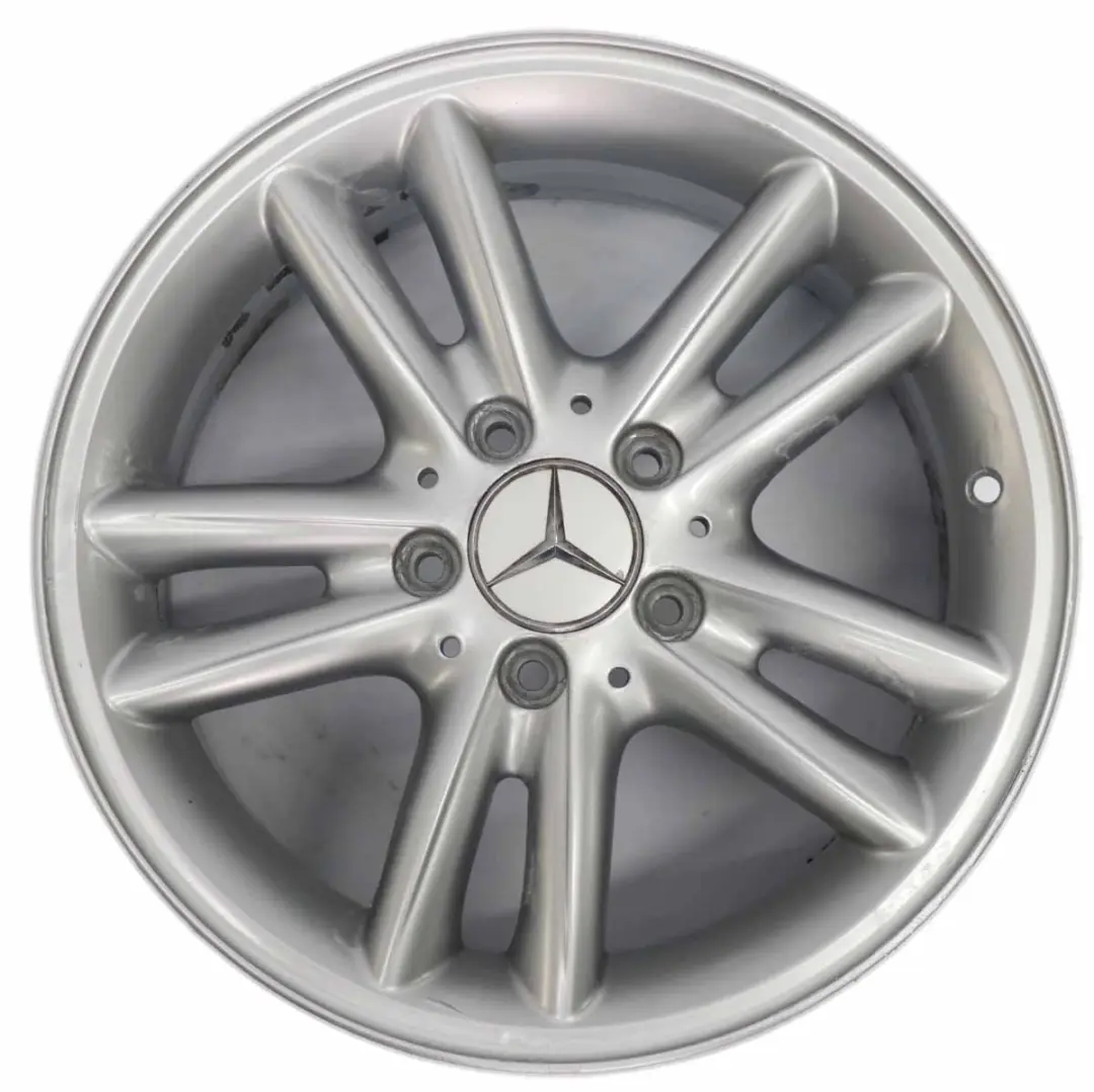  Mercedes-Benz Clase C W203 Llanta De aleacion plateada 16" ET:37 7J - SKU A2034010202-1 - Número de pieza A2034010202