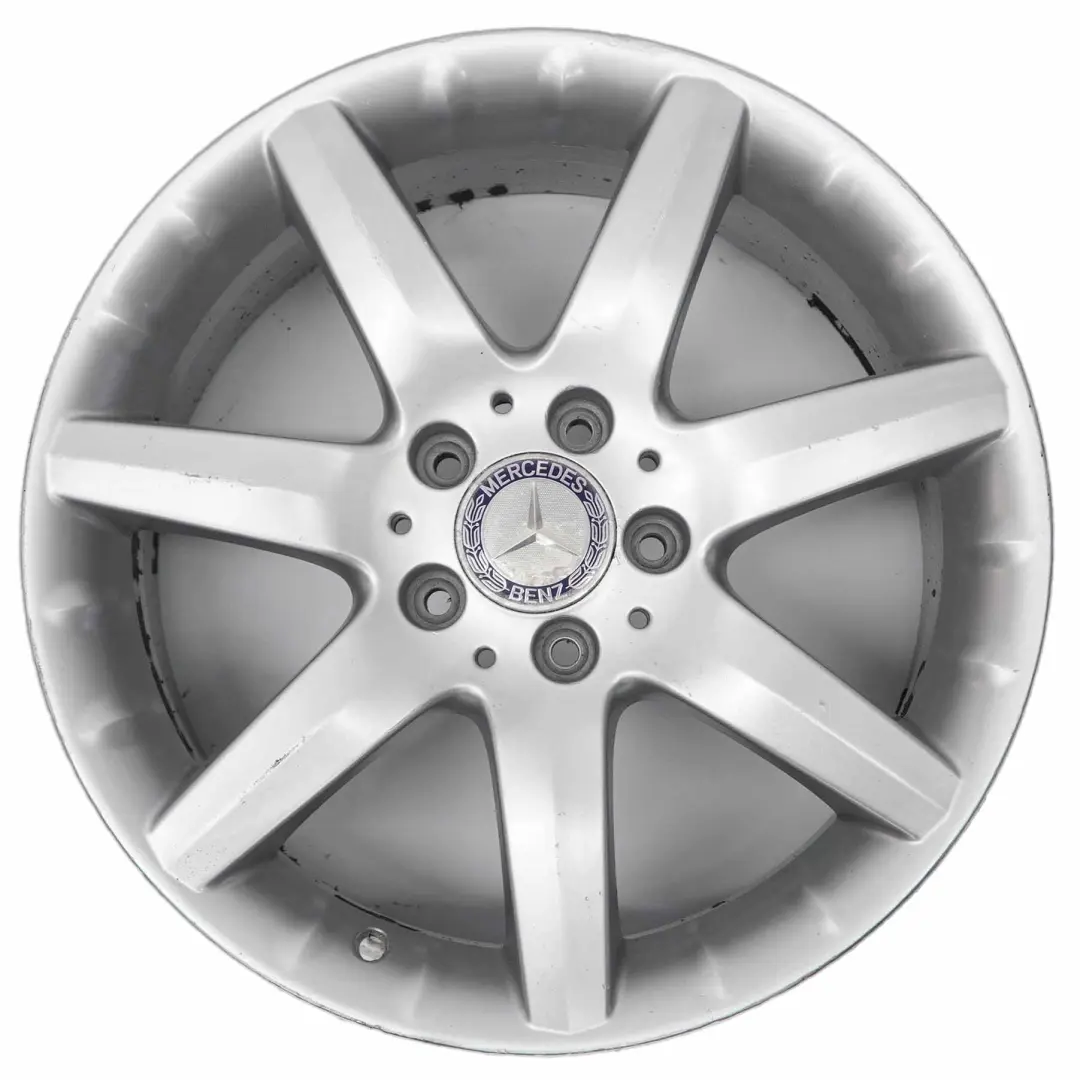 Cerchio in lega argento 7 razze 17" ET:37 7,5J per Mercedes W203 con numero di parte A2034011802 Mercedes W203 Cerchio in lega argento 7 razze 17" ET:37 7,5J - SKU A2034011802-2 - Numero di parte A2034011802