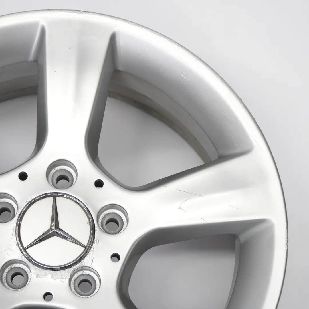 Cerchio In Lega Argento 5 Razze 16" ET:31 7J per Mercedes W203 con numero di parte A2034012902 Mercedes W203 Cerchio In Lega Argento 5 Razze 16" ET:31 7J - SKU A2034012902-1 - Numero di parte A2034012902