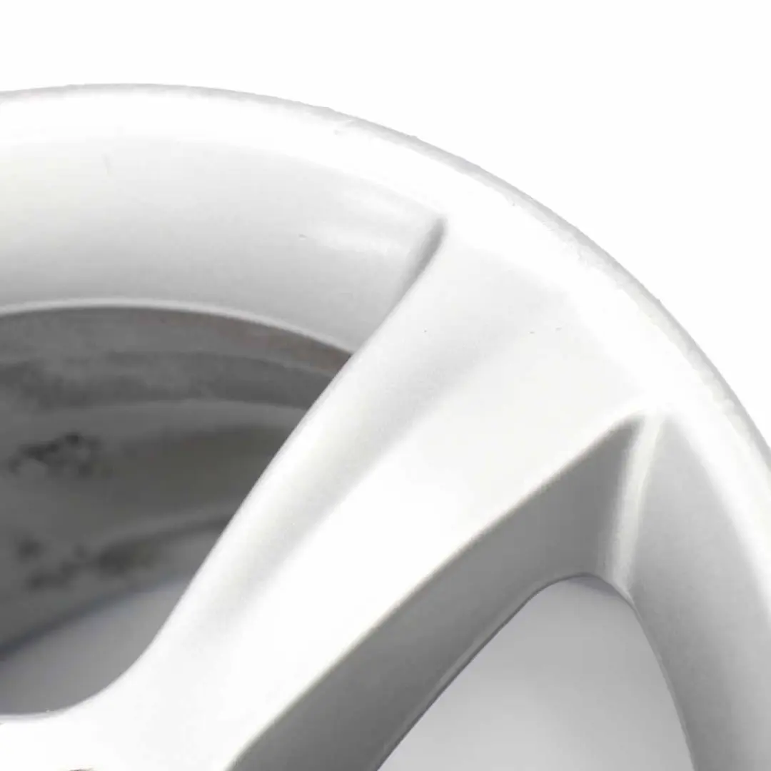 Silberne Leichtmetallfelge 5 Speichen 16" ET:31 7J für Mercedes W203 mit Teilenummer A2034012902 Mercedes W203 Silberne Leichtmetallfelge 5 Speichen 16" ET:31 7J - SKU A2034012902-2 - Teilenummer A2034012902