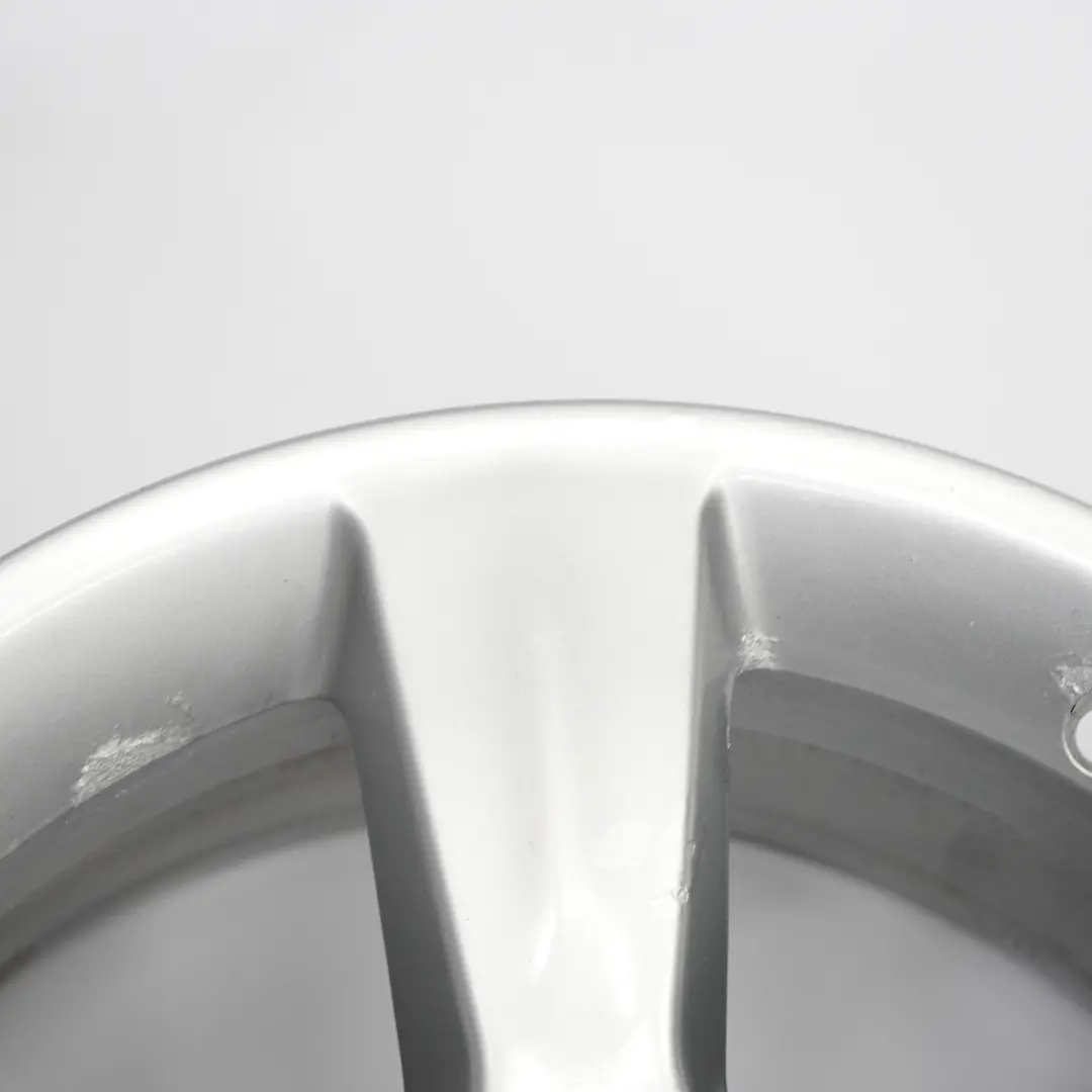 llanta De Aleación De Plata De 5 Radios 16 "ET:32 8J para Mercedes W203 con número de pieza A2034013102 Mercedes W203 llanta De Aleación De Plata De 5 Radios 16 "ET:32 8J - SKU A2034013102-1 - Número de pieza A2034013102