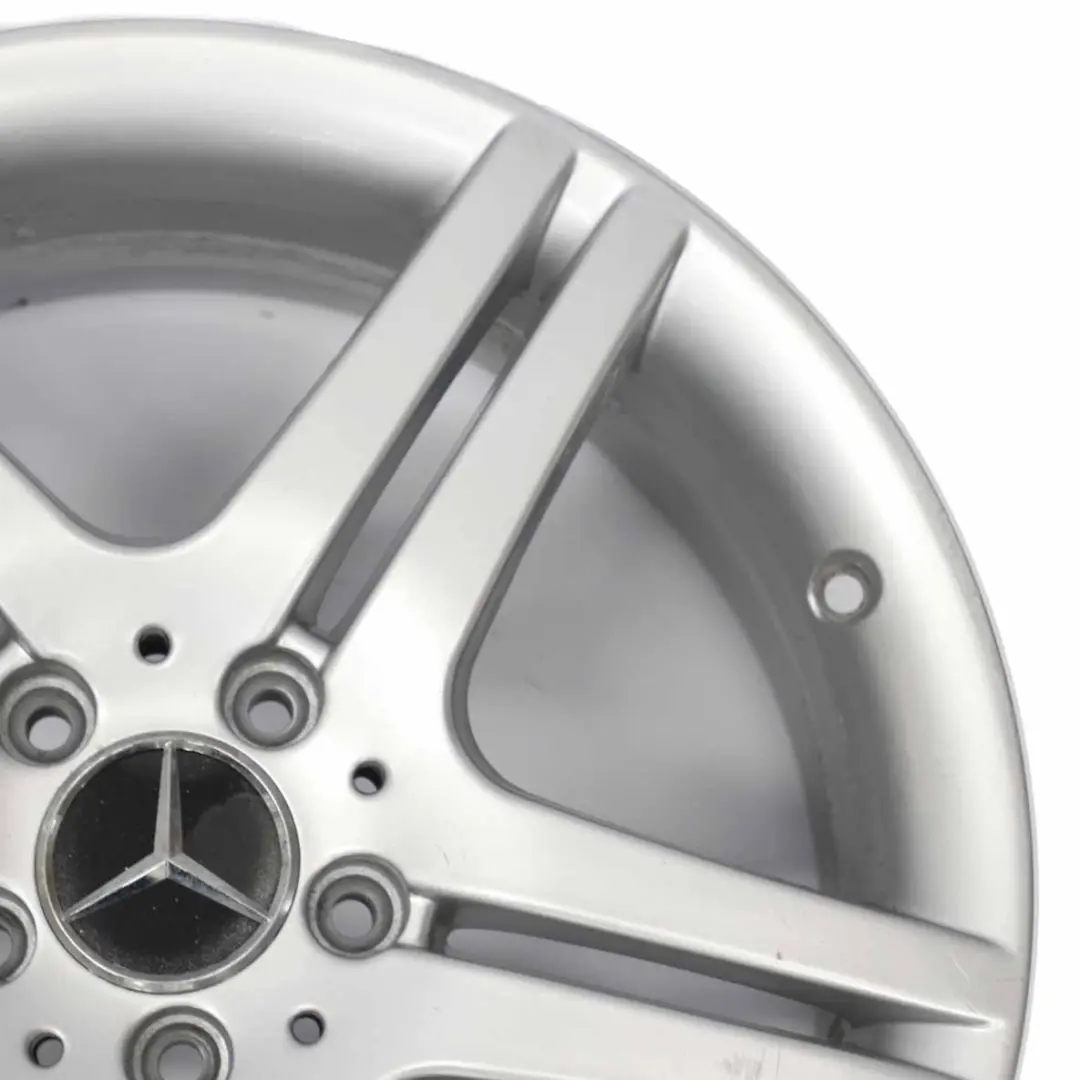 Plateado De 5 Radios Dobles 18" ET:36 7,5J A2034015502 para Mercedes W203 con número de pieza A2034015502-4 Mercedes W203 Plateado De 5 Radios Dobles 18" ET:36 7,5J A2034015502 - SKU A2034015502-4 - Número de pieza A2034015502-4