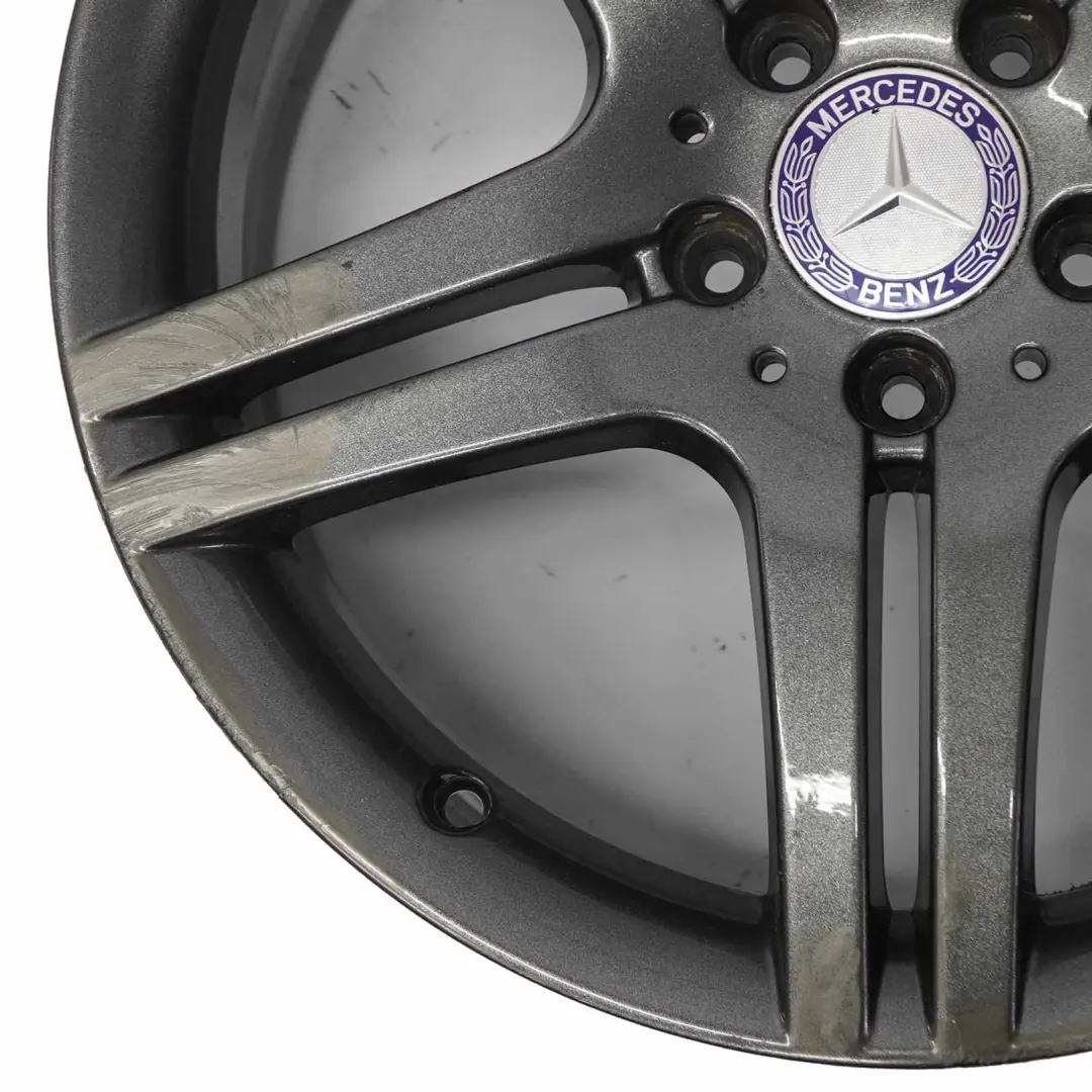 Grigio a 5 doppie razze 18" ET:36 7,5J A2034015502 per Mercedes W203 con numero di parte A2034015502-4 Mercedes W203 Grigio a 5 doppie razze 18" ET:36 7,5J A2034015502 - SKU A2034015502-5 - Numero di parte A2034015502-4