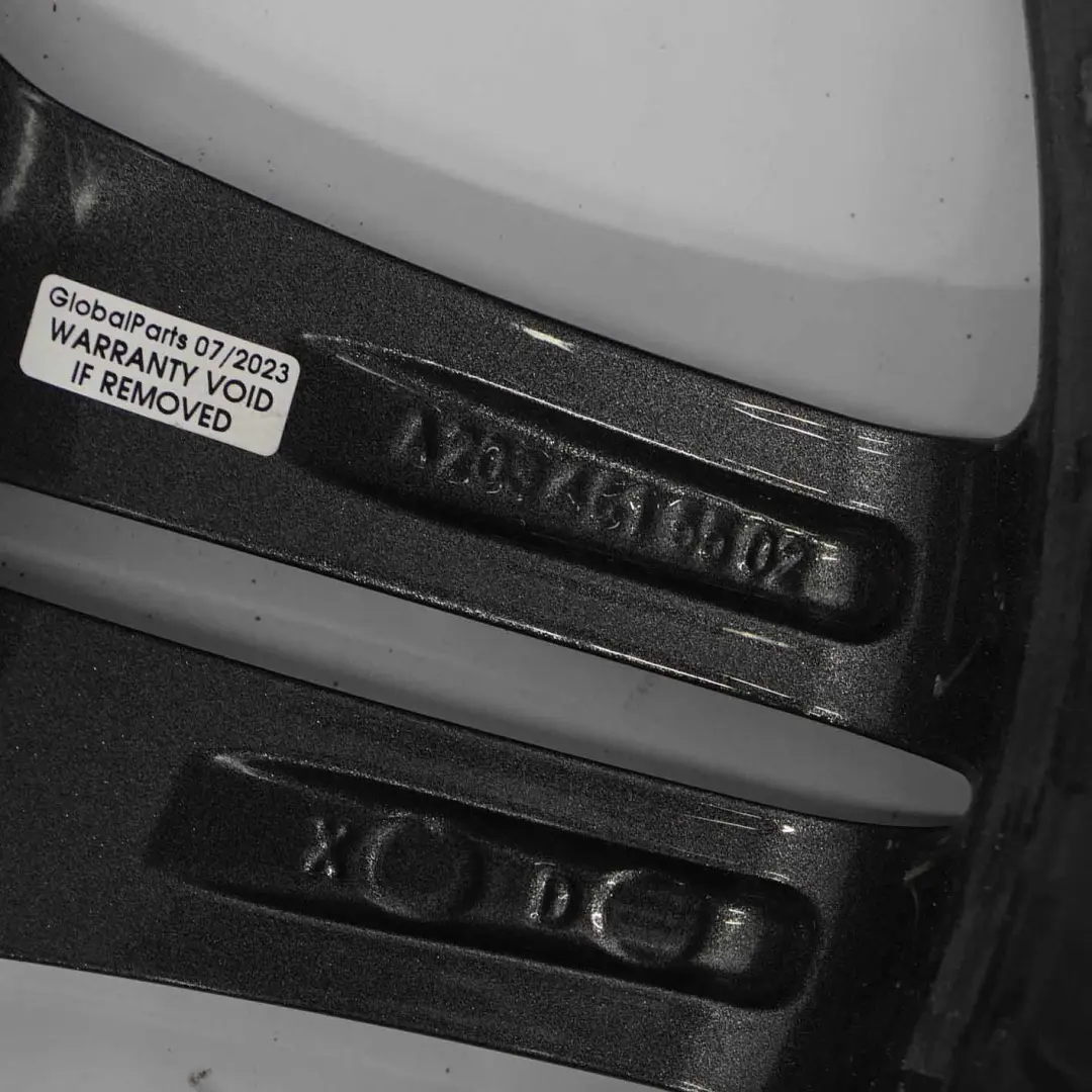 Mercedes W203 Gris 5-Rayos dobles 18" ET:36 7,5J A2034015502 - SKU A2034015502-6 - Número de pieza A2034015502-4