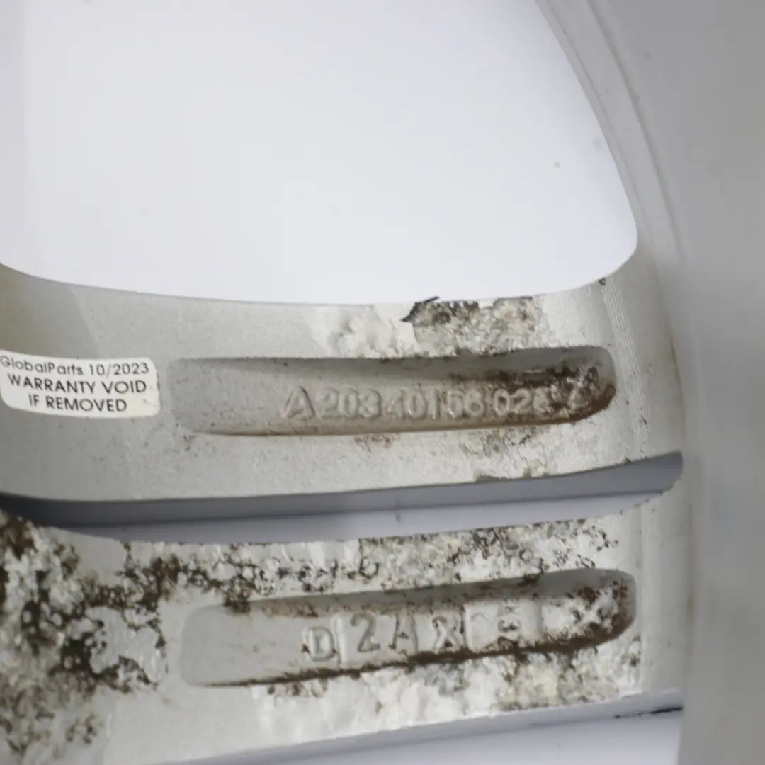 Argent 5-Double Rayon 18" ET:30 8,5J pour Mercedes W203 à propos du numéro de pièce A2034015602 Mercedes W203 Argent 5-Double Rayon 18" ET:30 8,5J - SKU A2034015602-2 - Numéro de pièce A2034015602