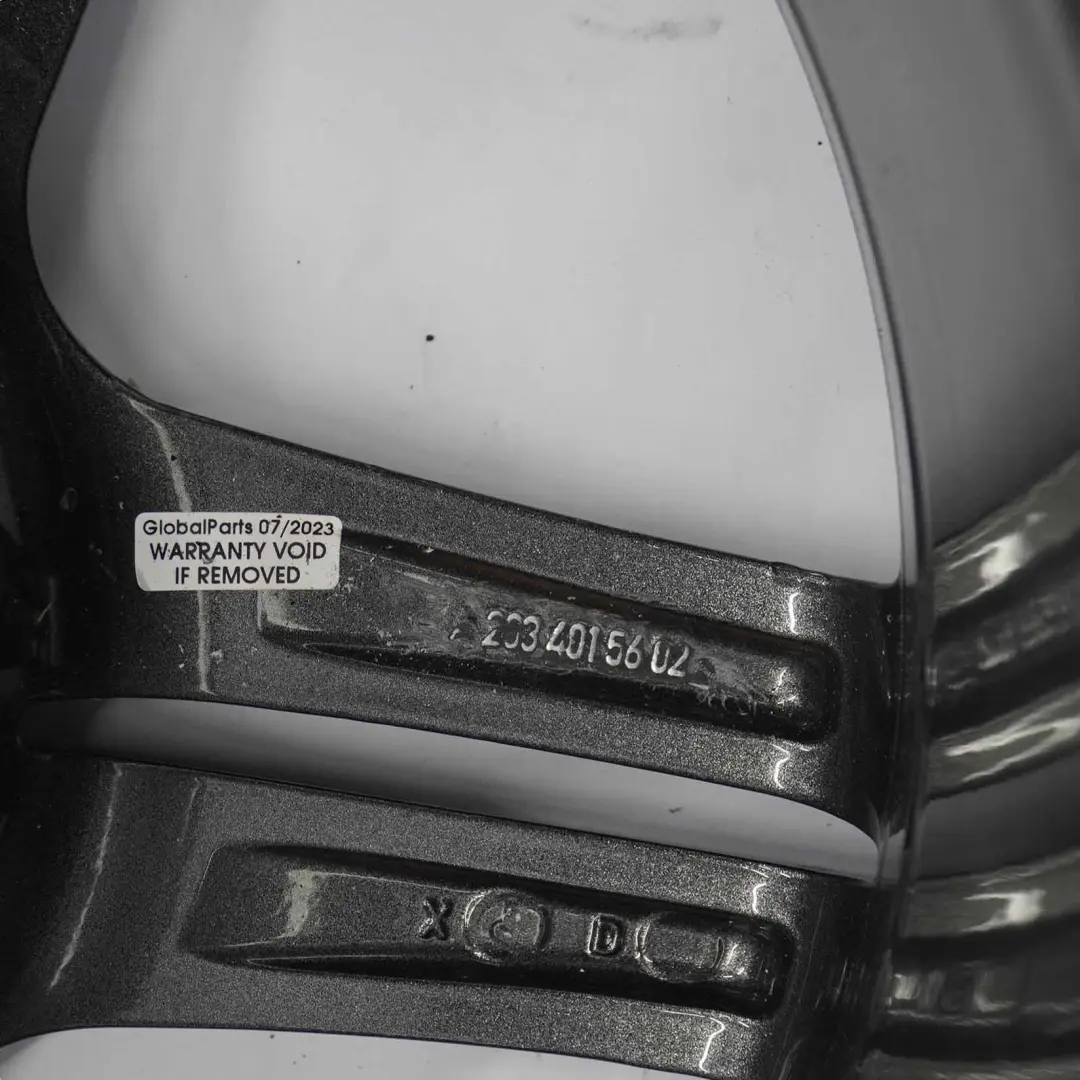 Mercedes W203 Gris Llanta de aleación de 5 radios 18" ET:30 8,5J - SKU A2034015602-3 - Número de pieza A2034015602