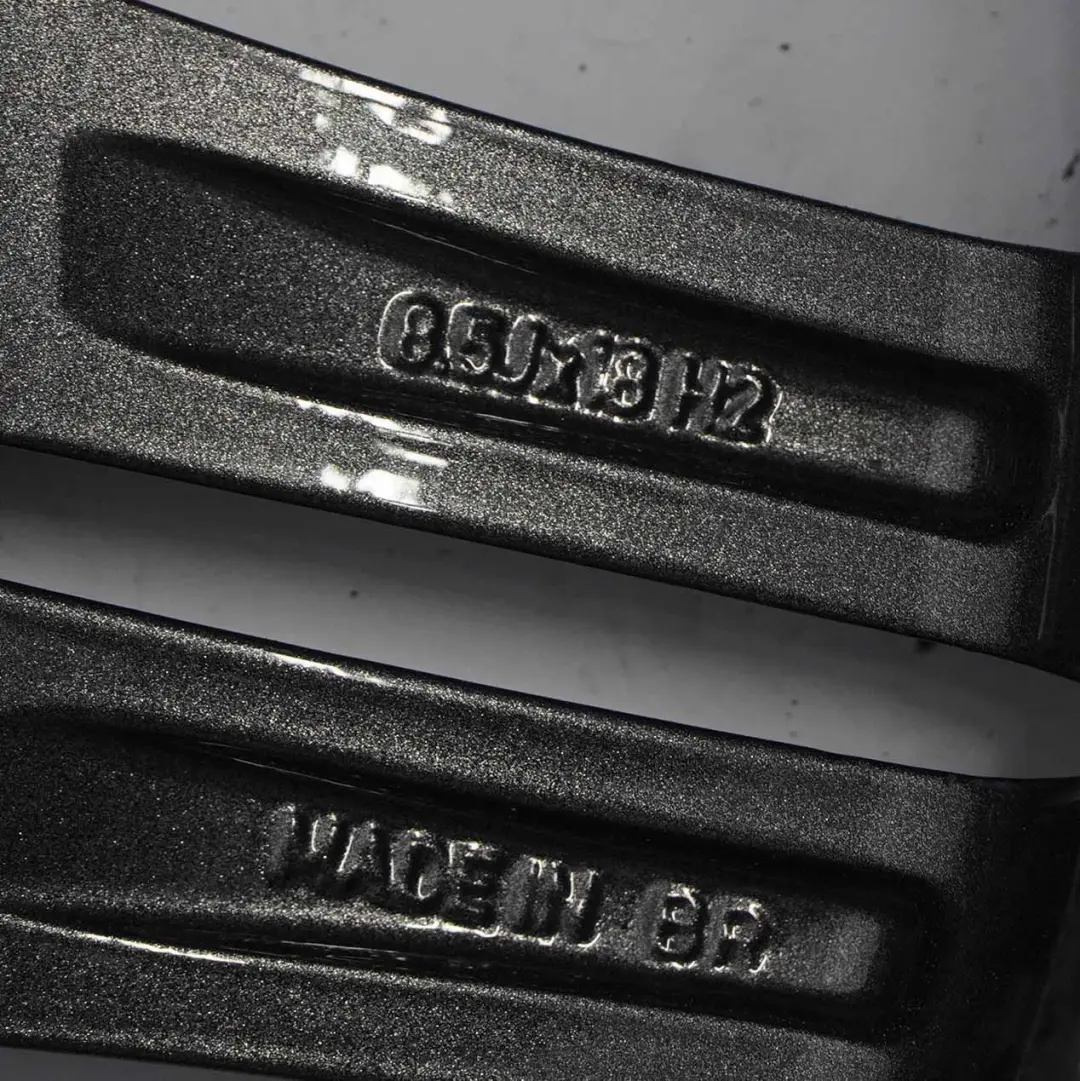 5-Doppelspeichenfelge Leichtmetallfelge 18" ET:30 8,5J für Mercedes W203 mit Teilenummer A2034015602 Mercedes W203 5-Doppelspeichenfelge Leichtmetallfelge 18" ET:30 8,5J - SKU A2034015602-3 - Teilenummer A2034015602