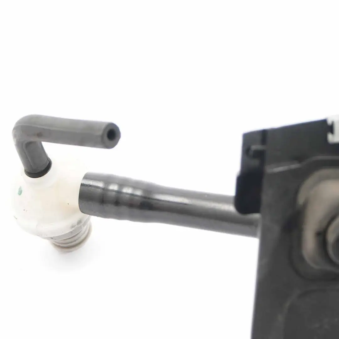 Vacuum Pipe Line Hose Brake Booster Servo M272 to Mercedes W203 W209 with Part number A2034304929 Mercedes W203 W209 Vacuum Pipe Line Hose Brake Booster Servo M272 - SKU rhd-A2034304929 - Part number A2034304929