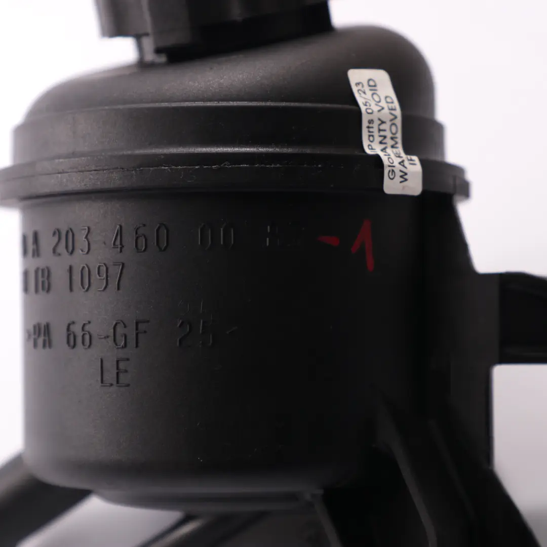 Tanque Líquido Dirección Asistida Botella para Mercedes W203 W211 Diesel con número de pieza A2034600083 Mercedes W203 W211 Diesel Tanque Líquido Dirección Asistida Botella - SKU A2034600083-1 - Número de pieza A2034600083