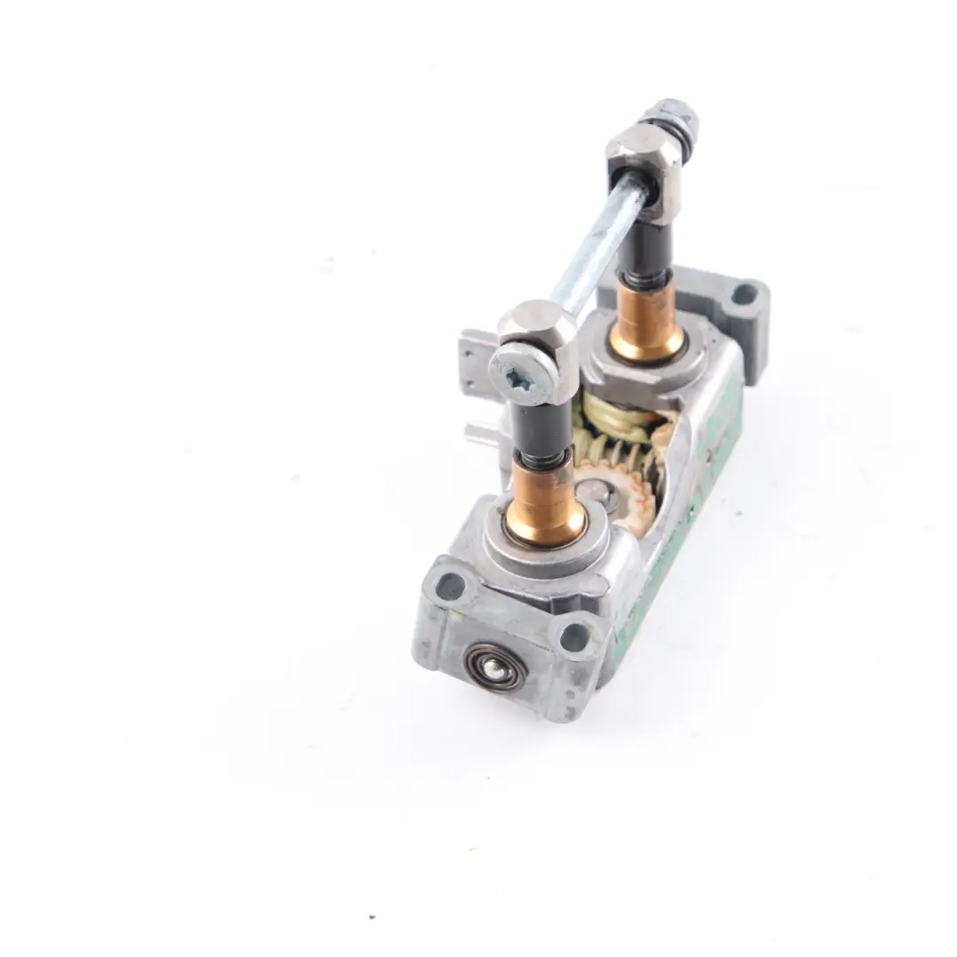 Mercedes W209 W211 C219 Lenksäulen-Höhen Verstell Mechanismus - SKU A2034600325 - Teilenummer A2034600325