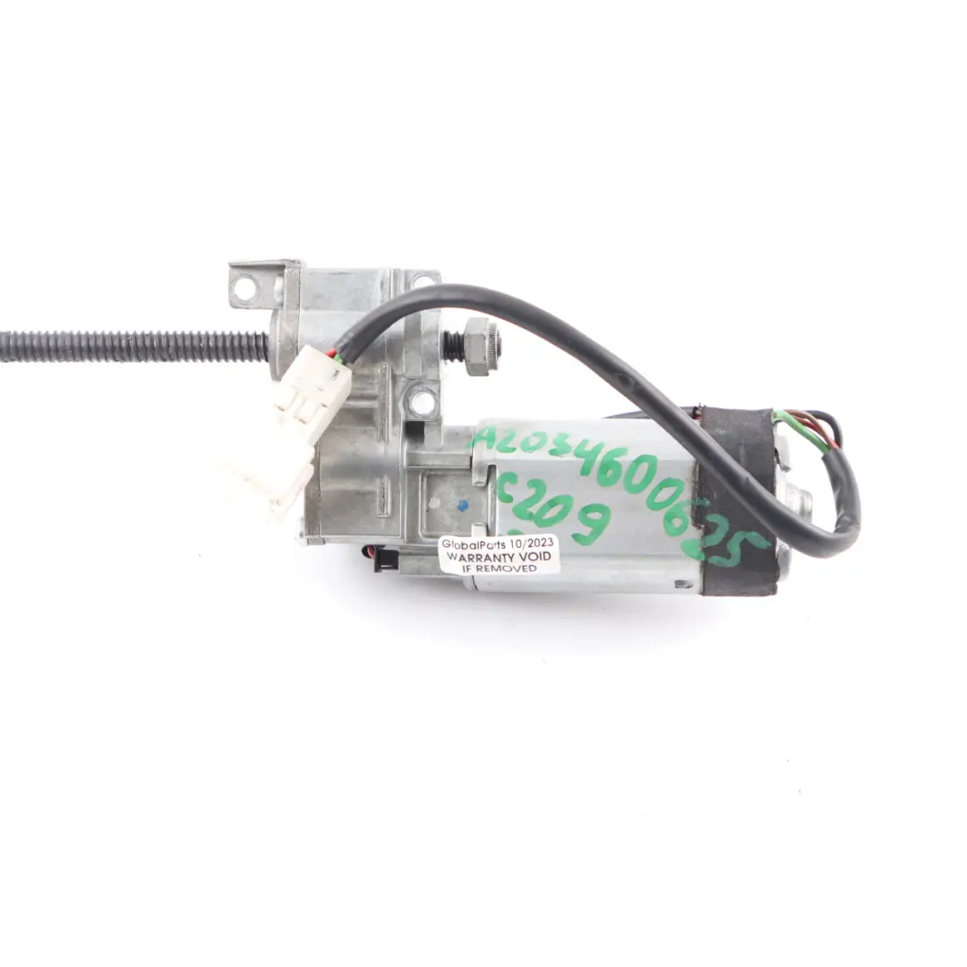 columna dirección Mercedes W203 W209 W211 Unidad accionamiento para Motor con número de pieza A2034600625 Motor columna dirección Mercedes W203 W209 W211 Unidad accionamiento - SKU A2034600625 - Número de pieza A2034600625