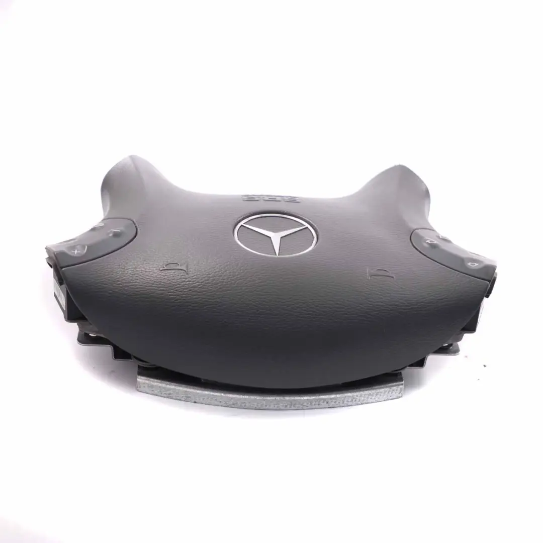 Volant Airbag Air Bag pour Mercedes W203 à propos du numéro de pièce A2034601898 Mercedes W203 Volant Airbag Air Bag - SKU A2034601898 - Numéro de pièce A2034601898