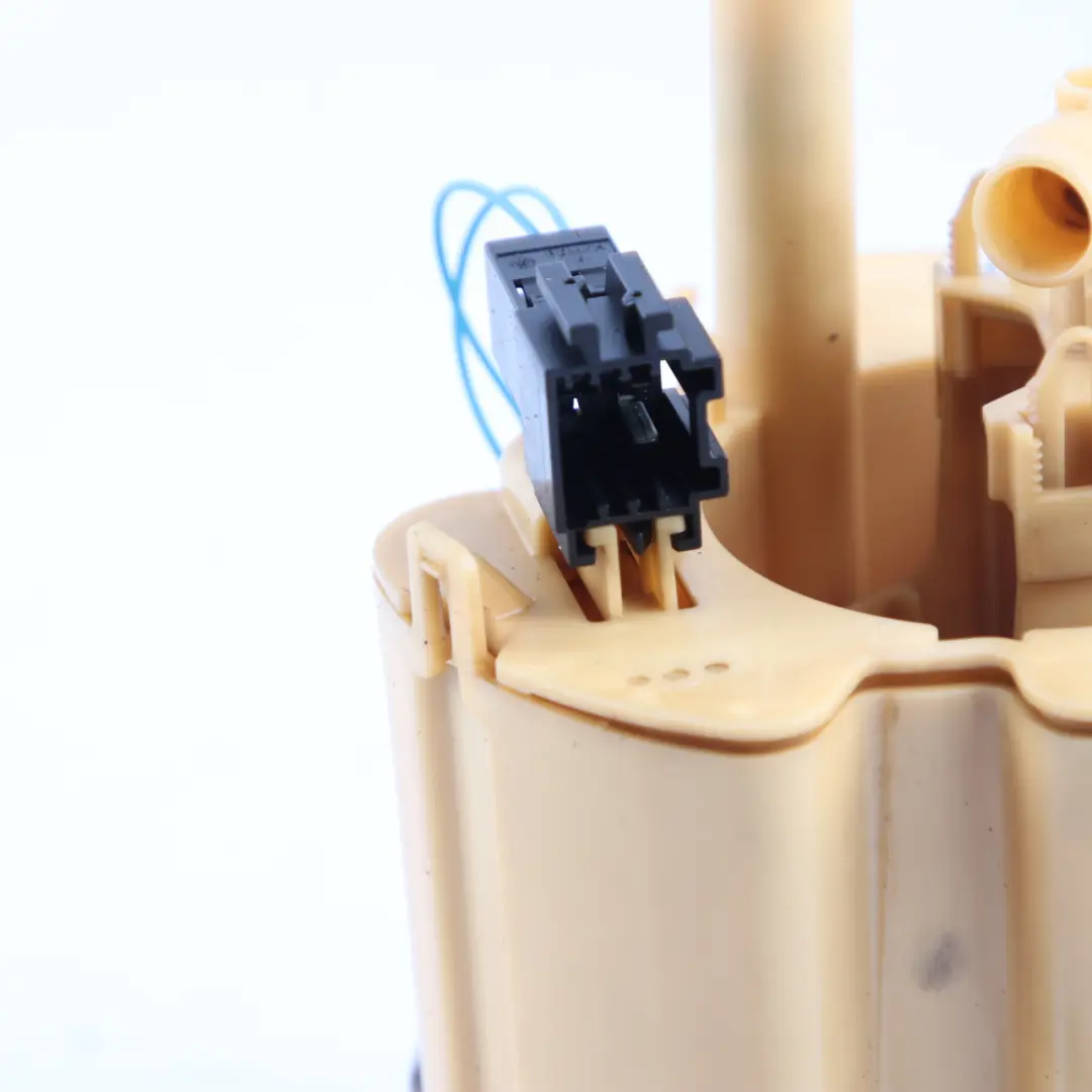 Pompe a Carburant Diesel A2034703694 pour Mercedes W203 CDI à propos du numéro de pièce A2034705094 Mercedes W203 CDI Pompe a Carburant Diesel A2034703694 - SKU A2034705094 - Numéro de pièce A2034705094