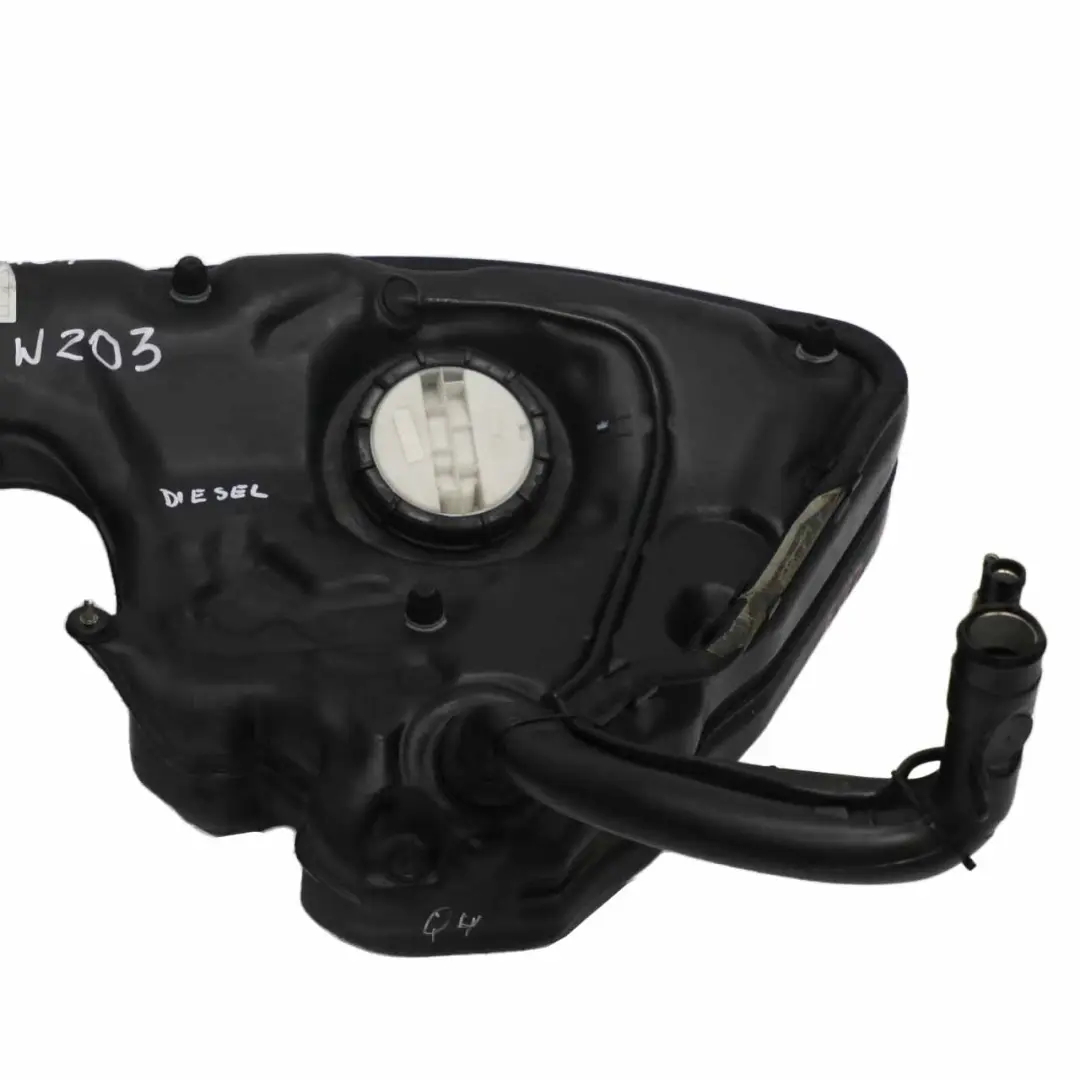 Depósito de combustible completo 62L para Mercedes W203 Diesel con número de pieza A2034709101 Mercedes W203 Diesel Depósito de combustible completo 62L - SKU A2034709101 - Número de pieza A2034709101