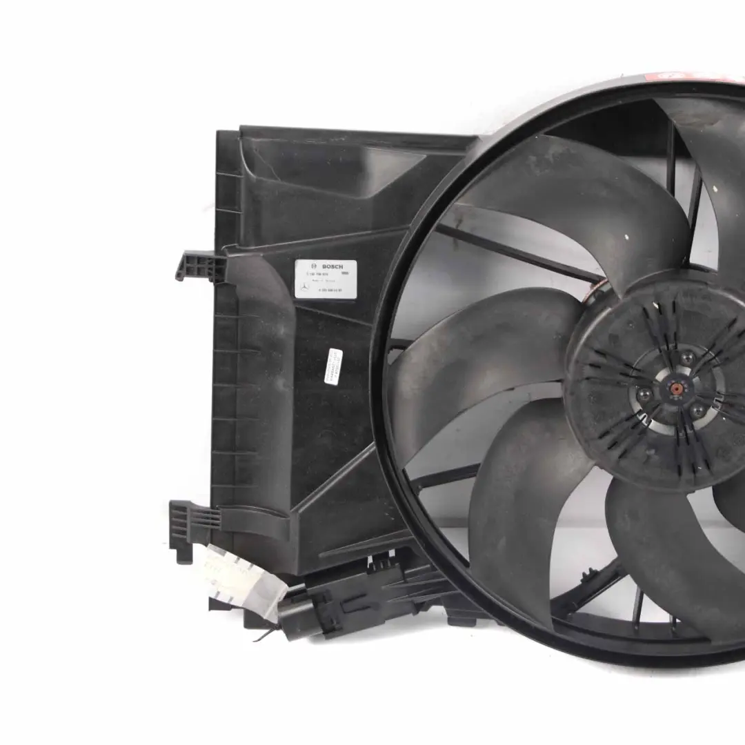 Wentylator Chłodnicy 600W do Mercedes SLK R171 o numerze A2035000593 Mercedes SLK R171 Wentylator Chłodnicy 600W - SKU A2035000593 - Numer Części A2035000593