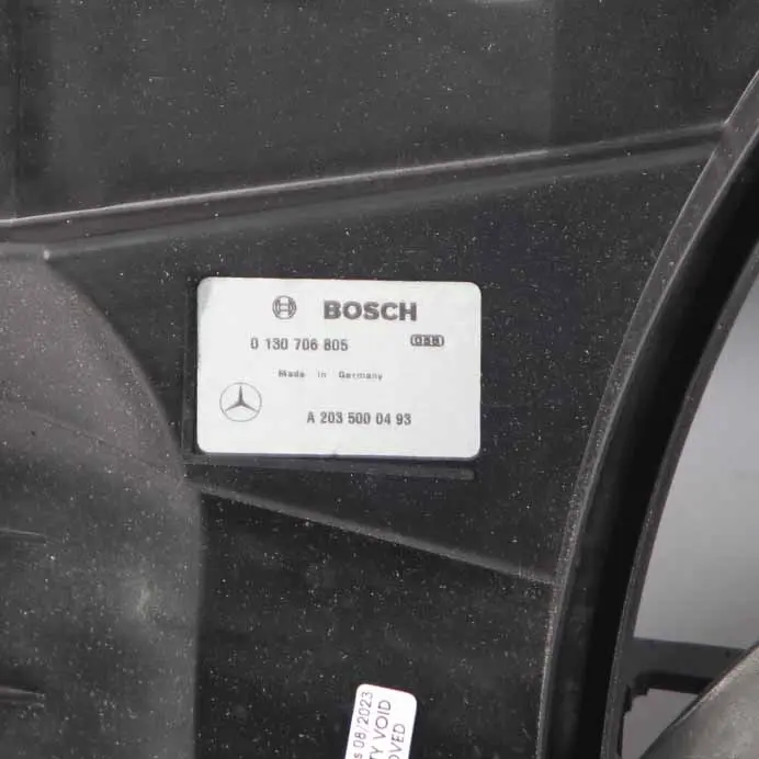 Kühlerlüfter Motorkühlung Kühlmittelanlage 600W A2035000493 für Mercedes SLK R171 mit Teilenummer A2035000593 Mercedes SLK R171 Kühlerlüfter Motorkühlung Kühlmittelanlage 600W A2035000493 - SKU A2035000593 - Teilenummer A2035000593