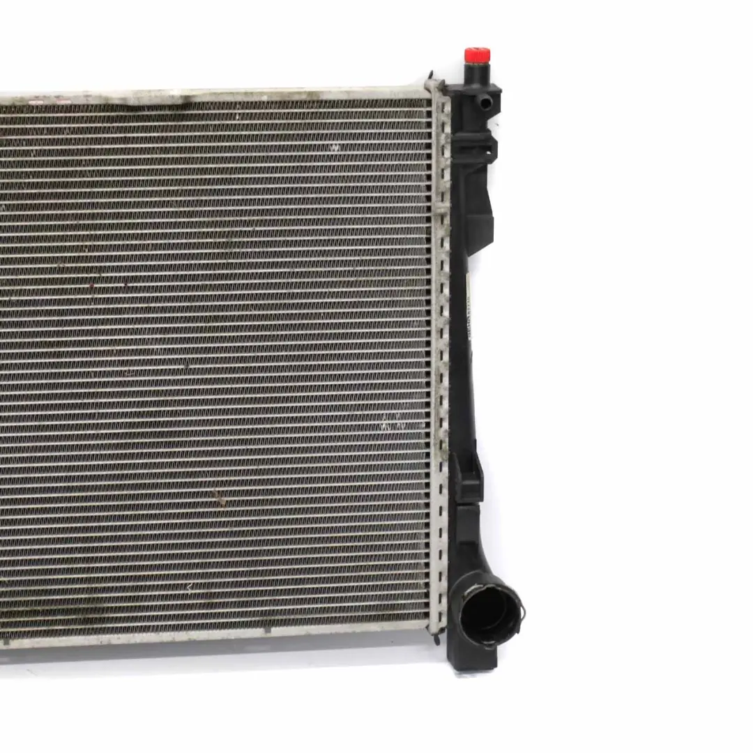Radiateur d'eau de refroidissement du moteur pour Mercedes W203 à propos du numéro de pièce A2035000603 Mercedes W203 Radiateur d'eau de refroidissement du moteur - SKU A2035000603 - Numéro de pièce A2035000603