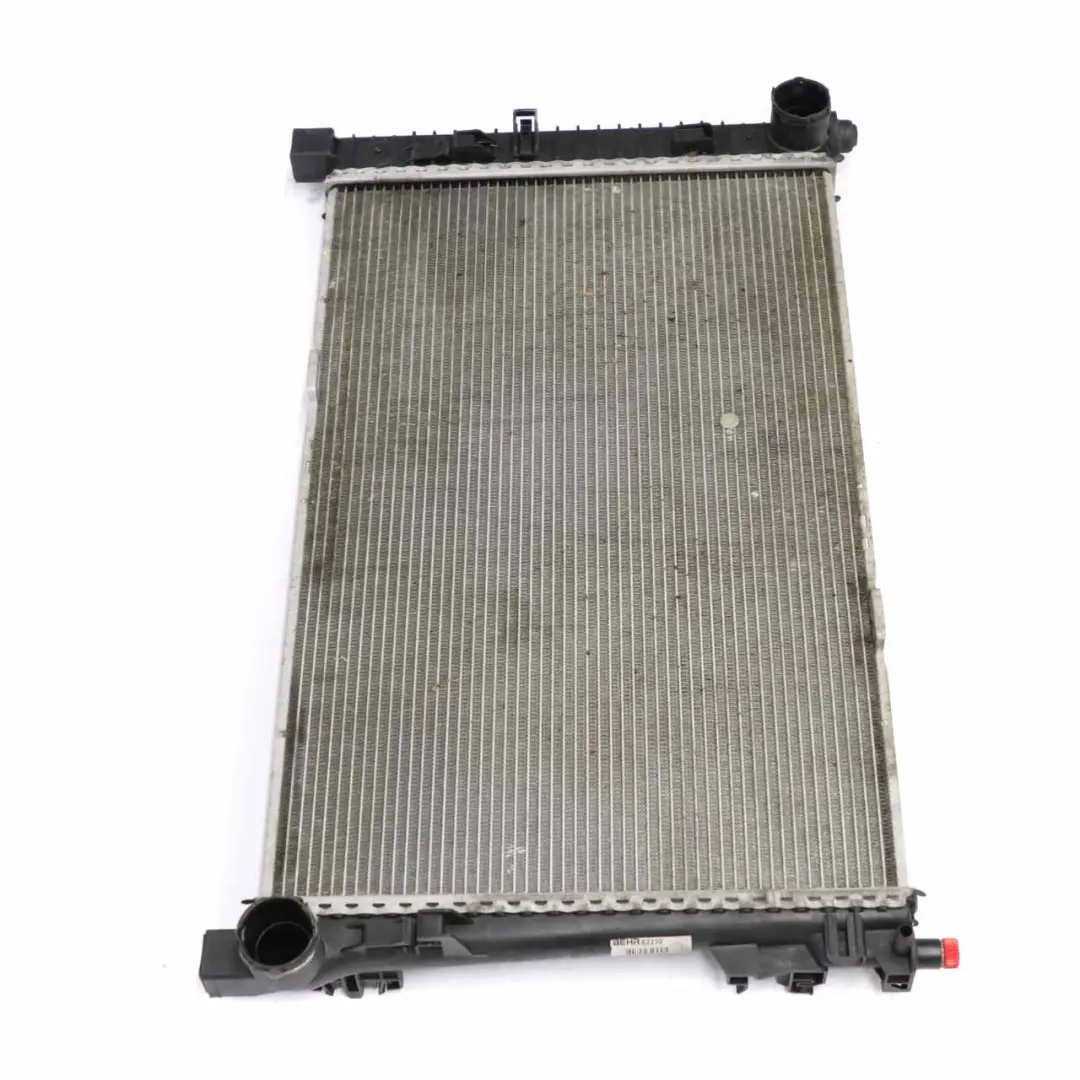 Mercedes W203 Agua Refrigerante Radiador Motor Refrigeración - SKU A2035000603 - Número de pieza A2035000603