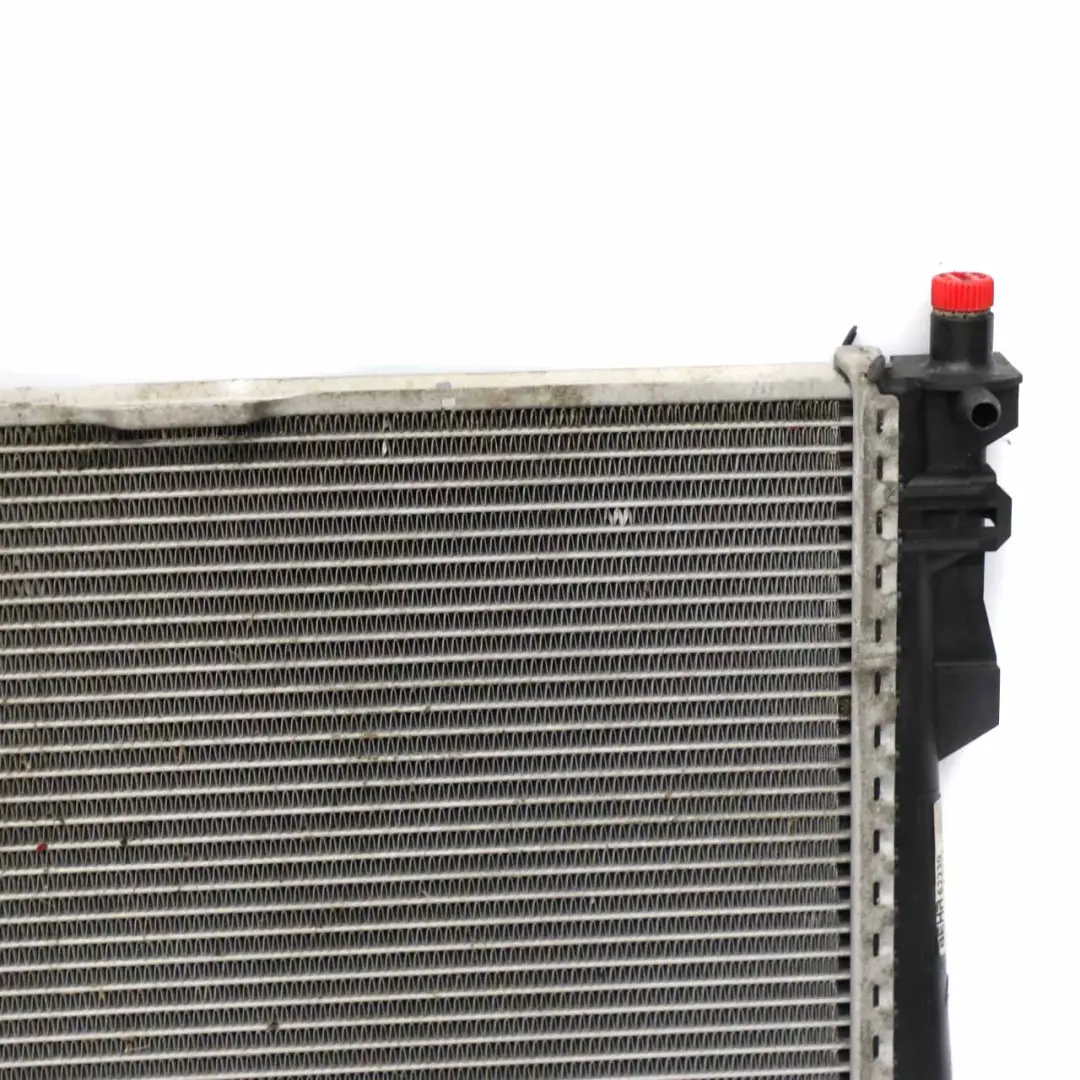 Wasser Kühlmittel Kühler Motor Kühlung für Mercedes W203 mit Teilenummer A2035000603 Mercedes W203 Wasser Kühlmittel Kühler Motor Kühlung - SKU A2035000603 - Teilenummer A2035000603