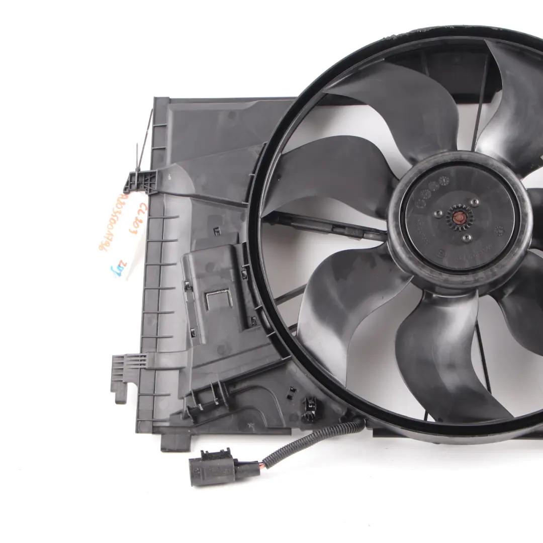 Refroidissement moteur Radiateur Ventilateur pour Mercedes C W203 à propos du numéro de pièce A2035001793 Mercedes C W203 Refroidissement moteur Radiateur Ventilateur - SKU A2035001793 - Numéro de pièce A2035001793