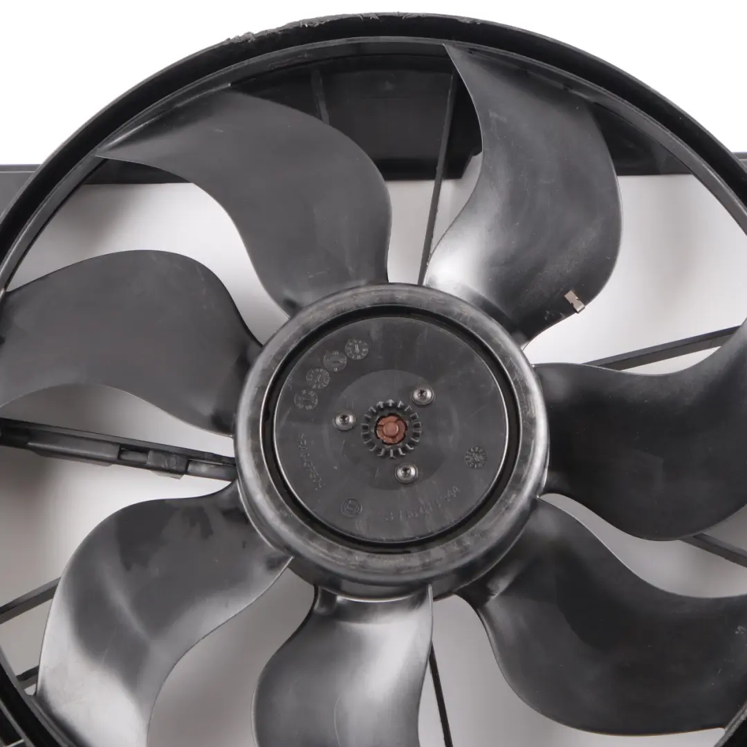 Refroidissement moteur Radiateur Ventilateur pour Mercedes C W203 à propos du numéro de pièce A2035001793 Mercedes C W203 Refroidissement moteur Radiateur Ventilateur - SKU A2035001793 - Numéro de pièce A2035001793