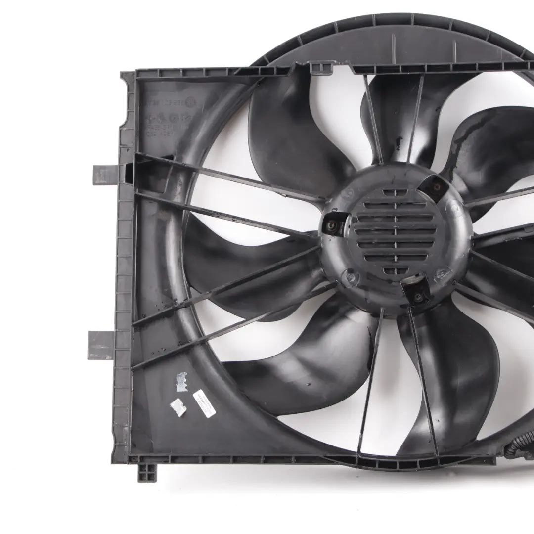 Refroidissement moteur Radiateur Ventilateur pour Mercedes C W203 à propos du numéro de pièce A2035001793 Mercedes C W203 Refroidissement moteur Radiateur Ventilateur - SKU A2035001793 - Numéro de pièce A2035001793