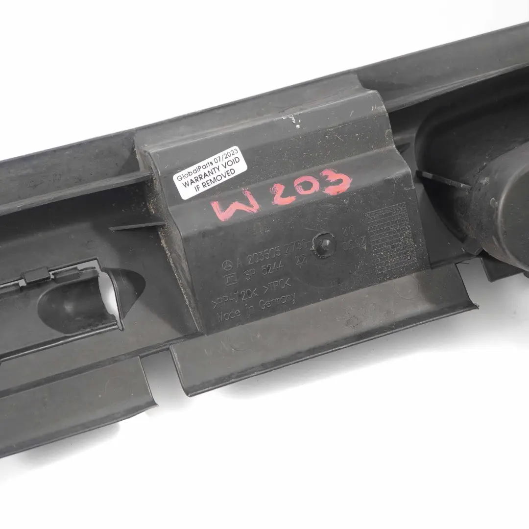 Radiatore deflettore d'aria guida pannello copertura per Mercedes W203 con numero di parte A2035052730 Mercedes W203 Radiatore deflettore d'aria guida pannello copertura - SKU A2035052730 - Numero di parte A2035052730