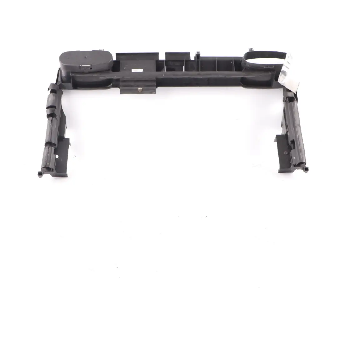 Osłona chłodnicy kanał powietrza do MERCEDES C W203 o numerze A2035053430 MERCEDES C W203 Osłona chłodnicy kanał powietrza - SKU A2035053430 - Numer Części A2035053430