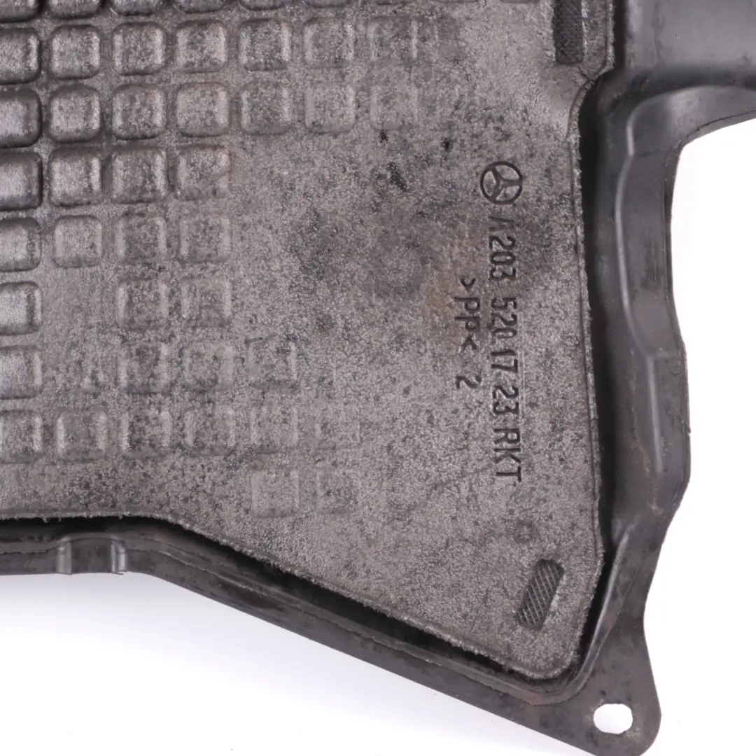 Revêtement D'Isolation Moteur pour Mercedes W203 Diesel à propos du numéro de pièce A2035201723 Mercedes W203 Diesel Revêtement D'Isolation Moteur - SKU A2035201723 - Numéro de pièce A2035201723