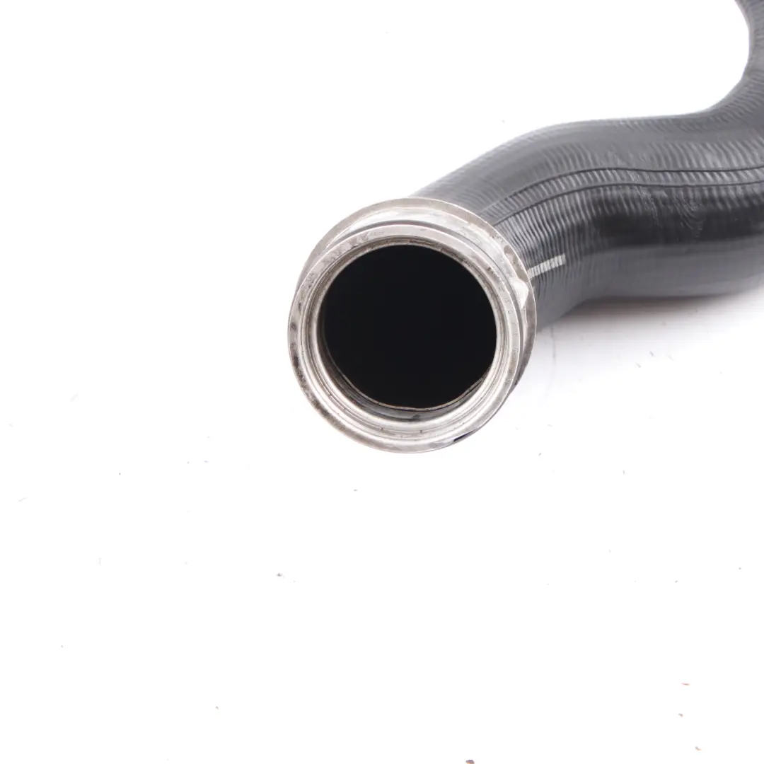 Lade Luft Schlauch Mercedes W203 OM612 Rechts Ansaugung Lade Kühler für mit Teilenummer A2035281882 Lade Luft Schlauch Mercedes W203 OM612 Rechts Ansaugung Lade Kühler - SKU A2035281882 - Teilenummer A2035281882