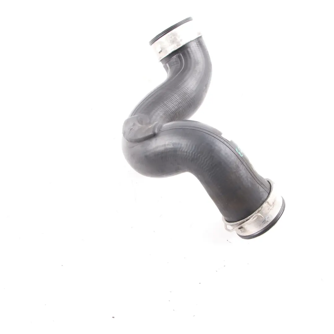 Manguera Carga Aire Mercedes W203 OM612 Derecha Admisión Intercooler para con número de pieza A2035281882 Manguera Carga Aire Mercedes W203 OM612 Derecha Admisión Intercooler - SKU A2035281882 - Número de pieza A2035281882