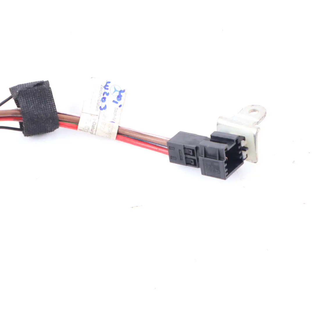 Heater Blower Unit Motor Fan Wiring Cable Loom to Mercedes W203 with Part number A2035403213 Mercedes W203 Heater Blower Unit Motor Fan Wiring Cable Loom - SKU A2035403213 - Part number A2035403213