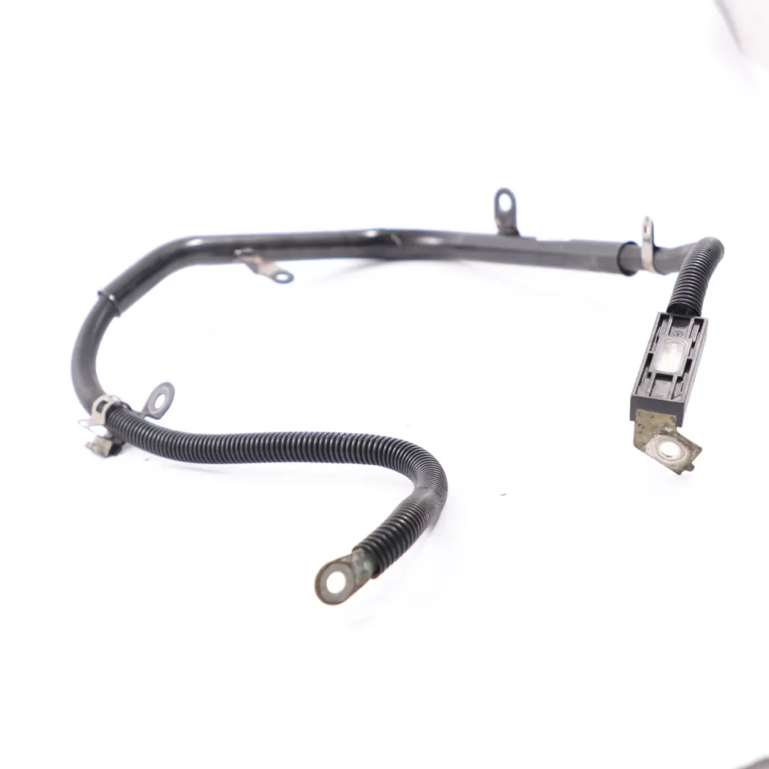 Câble faisceau batterie démarreur alternateur pour Mercedes W203 C209 à propos du numéro de pièce A2035403533 Mercedes W203 C209 Câble faisceau batterie démarreur alternateur - SKU A2035403533 - Numéro de pièce A2035403533