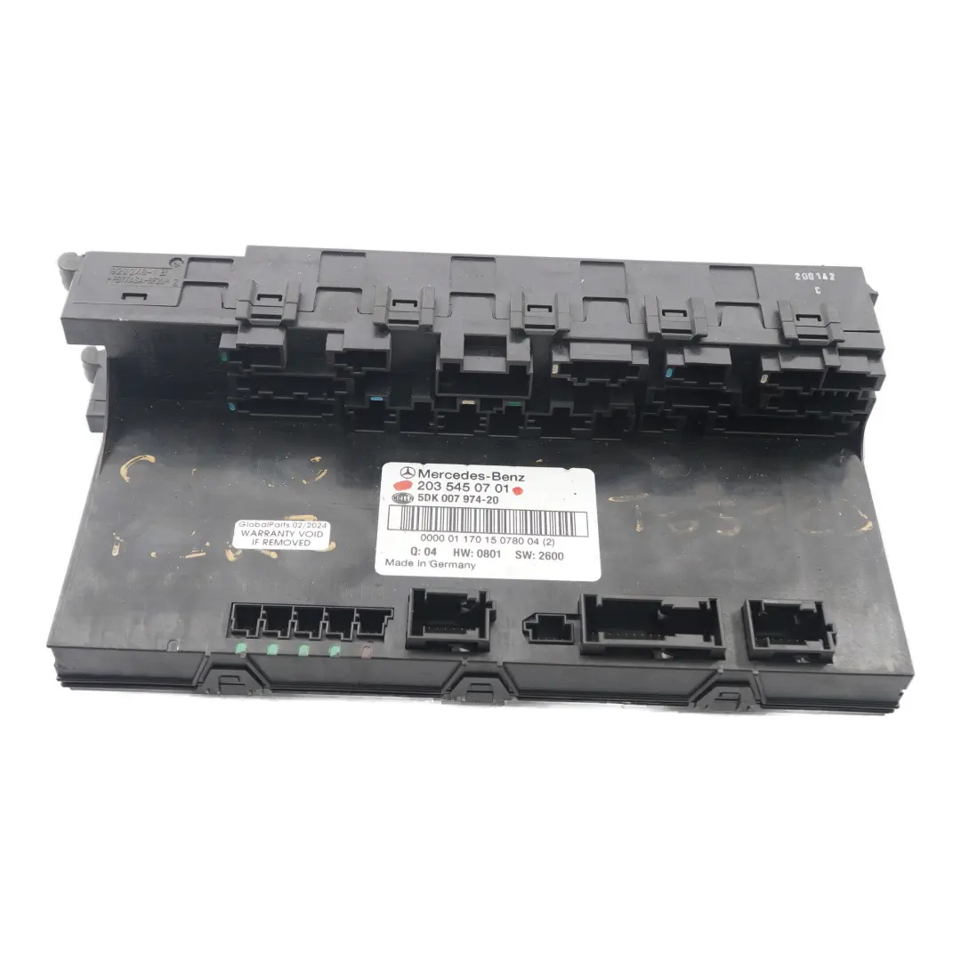 Fuse Box Rear SAM Module Relay Control Unit to Mercedes W203 with Part number A2035450701 Mercedes W203 Fuse Box Rear SAM Module Relay Control Unit - SKU A2035450701 - Part number A2035450701