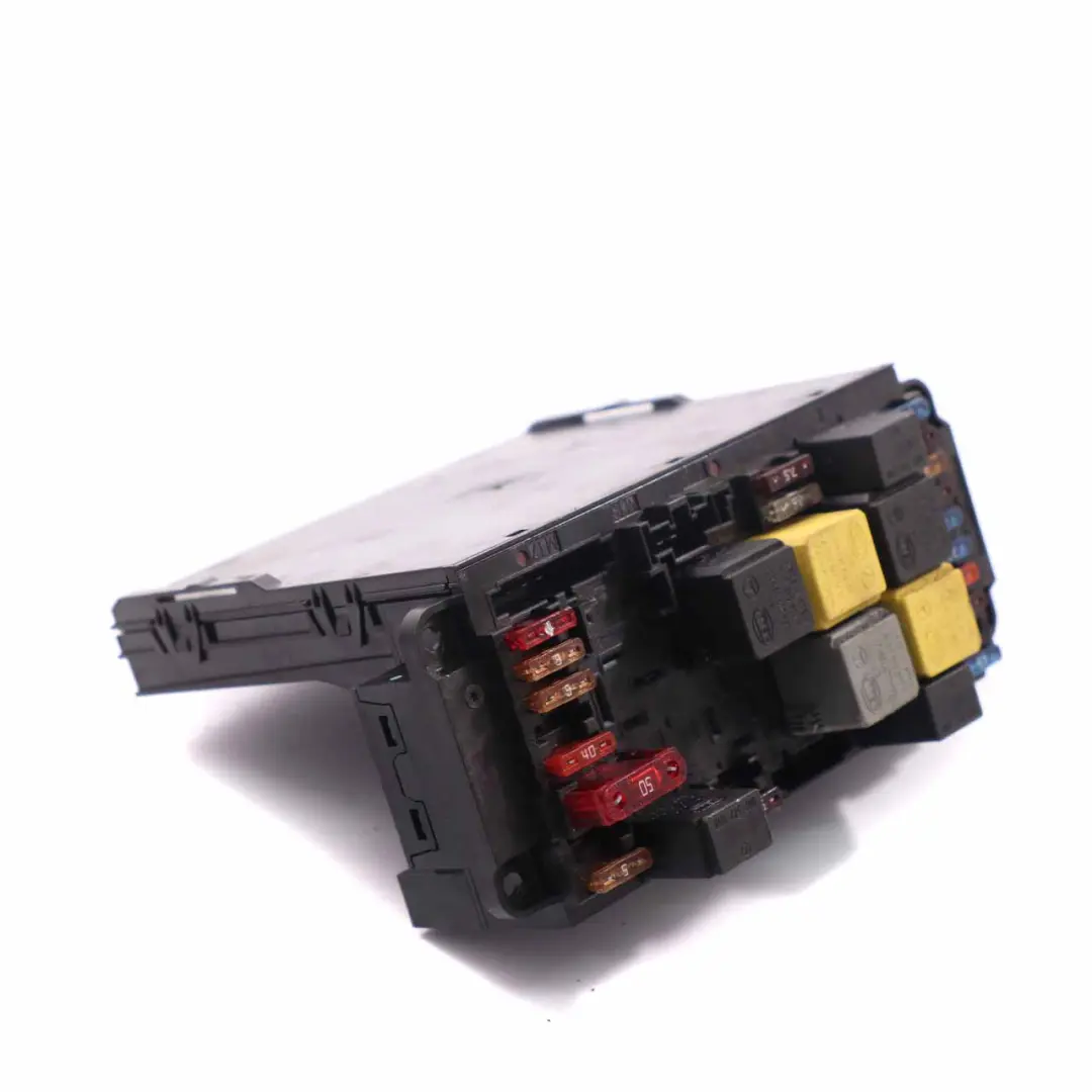 SAM Module Mercedes W203 Fuse Box Control Unit Relay to with Part number A2035451701 SAM Module Mercedes W203 Fuse Box Control Unit Relay - SKU A2035451701 - Part number A2035451701