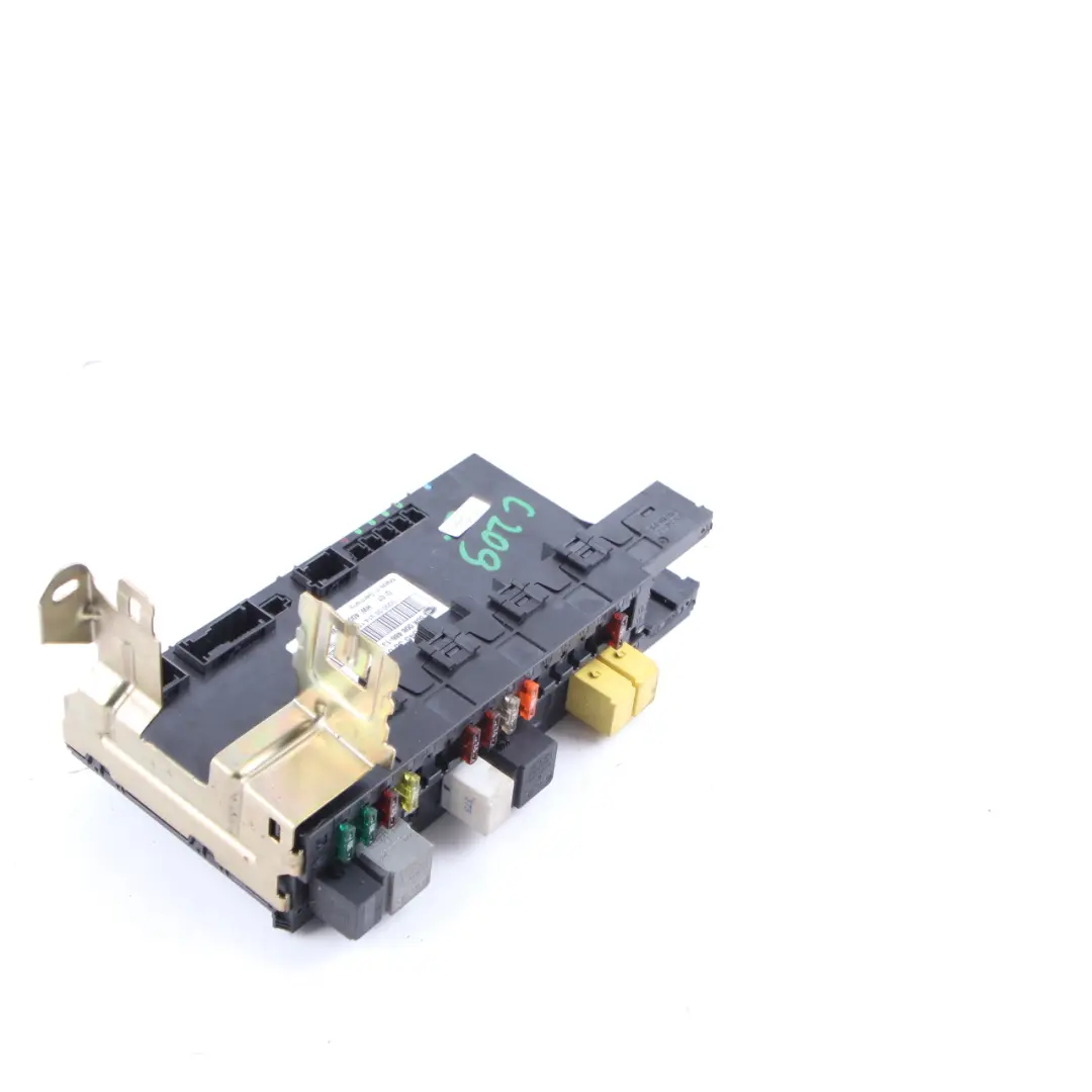 Caja Fusibles Mercedes W203 C209 Módulo SAM Trasero Relé Control para con número de pieza A2035453801 Caja Fusibles Mercedes W203 C209 Módulo SAM Trasero Relé Control - SKU A2035453801 - Número de pieza A2035453801
