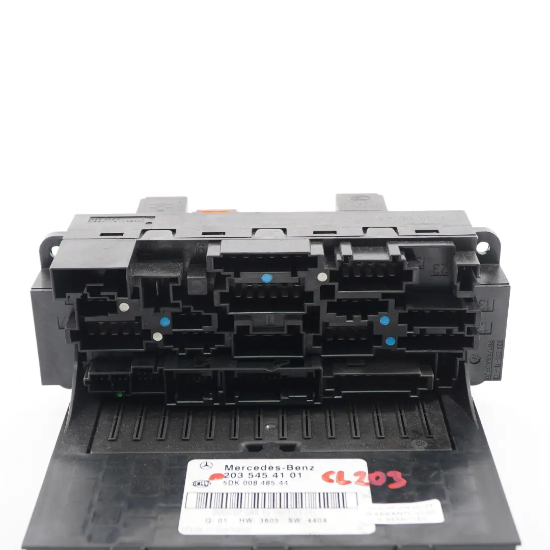Mercedes W203 Boîte fusibles module contrôle de l'unité SAM avant - SKU A2035454101 - Numéro de pièce A2035454101