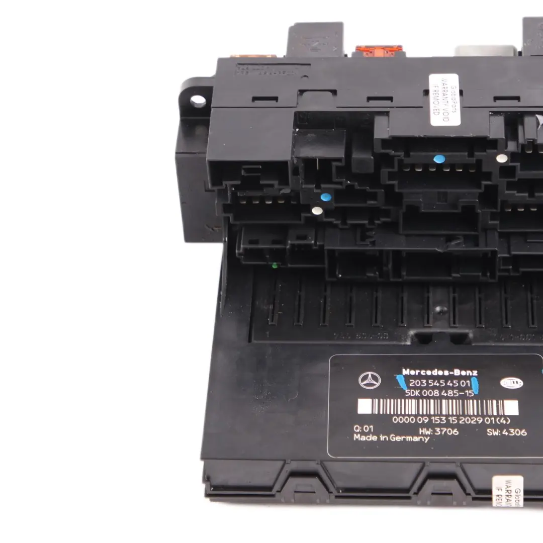 Boîte à fusibles Unité de contrôle SAM Relais module pour Mercedes W203 à propos du numéro de pièce A2035454501 Mercedes W203 Boîte à fusibles Unité de contrôle SAM Relais module - SKU A2035454501 - Numéro de pièce A2035454501