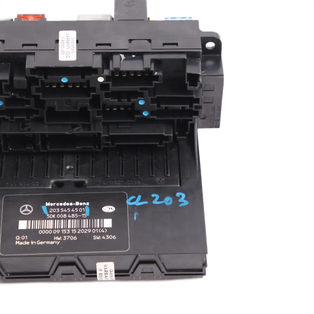 Caja de fusibles SAM Módulo de control Relé para Mercedes W203 con número de pieza A2035454501 Mercedes W203 Caja de fusibles SAM Módulo de control Relé - SKU A2035454501 - Número de pieza A2035454501