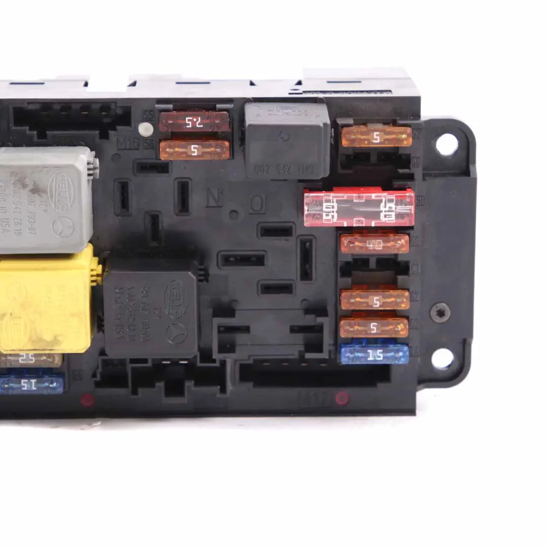 Caja de fusibles SAM Módulo de control Relé para Mercedes W203 con número de pieza A2035454501 Mercedes W203 Caja de fusibles SAM Módulo de control Relé - SKU A2035454501 - Número de pieza A2035454501
