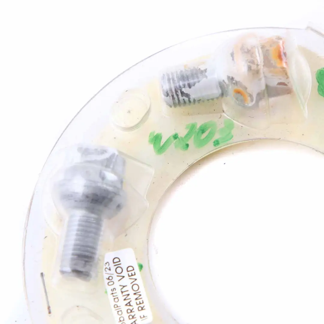 Écrous De Roue Avant Et Arrière pour Mercedes W203 CLK W209 à propos du numéro de pièce A2035800010 Mercedes W203 CLK W209 Écrous De Roue Avant Et Arrière - SKU A2035800010-2 - Numéro de pièce A2035800010