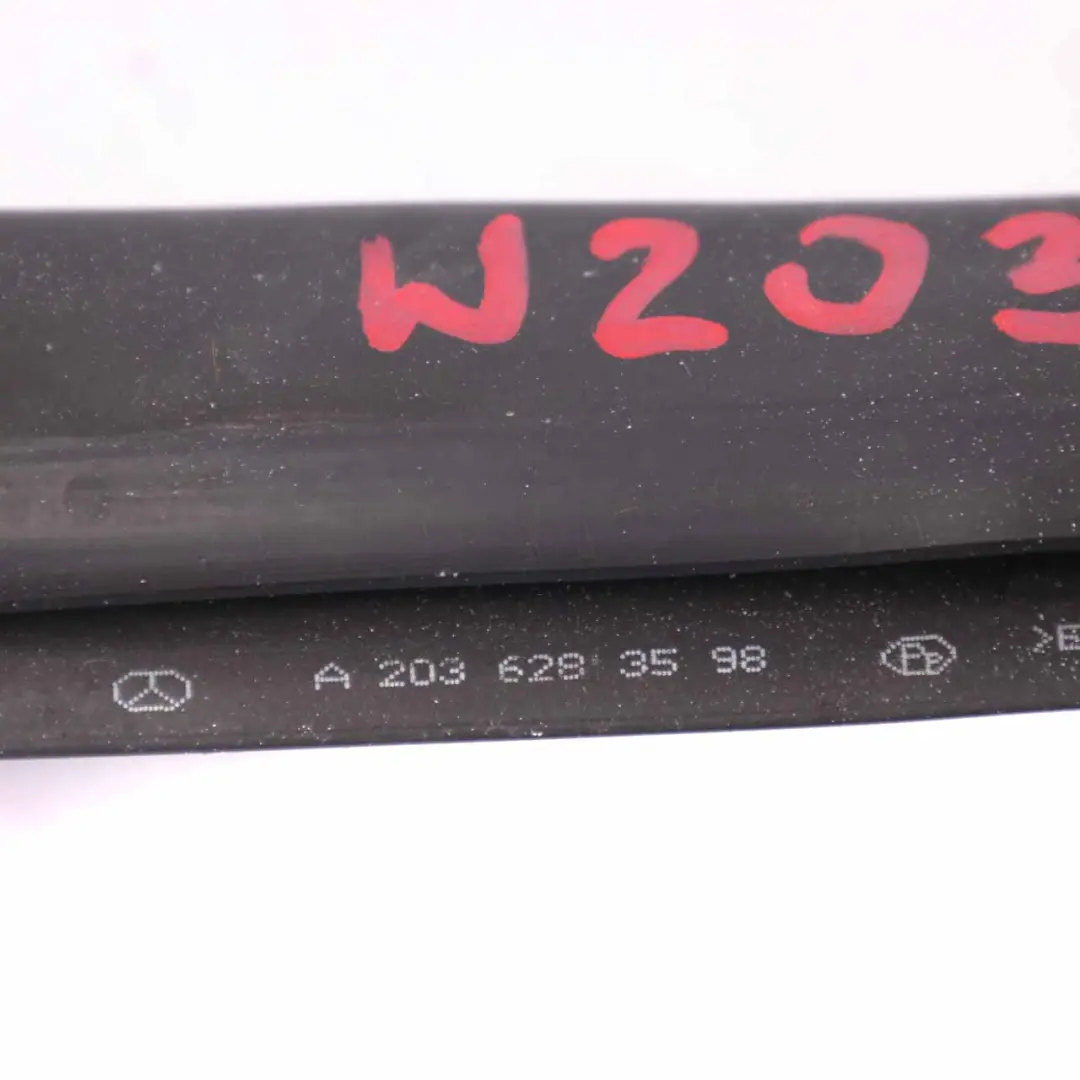 Burlete De Goma para Mercedes W203 Motor con número de pieza A2036283598 Mercedes W203 Motor Burlete De Goma - SKU A2036283598 - Número de pieza A2036283598