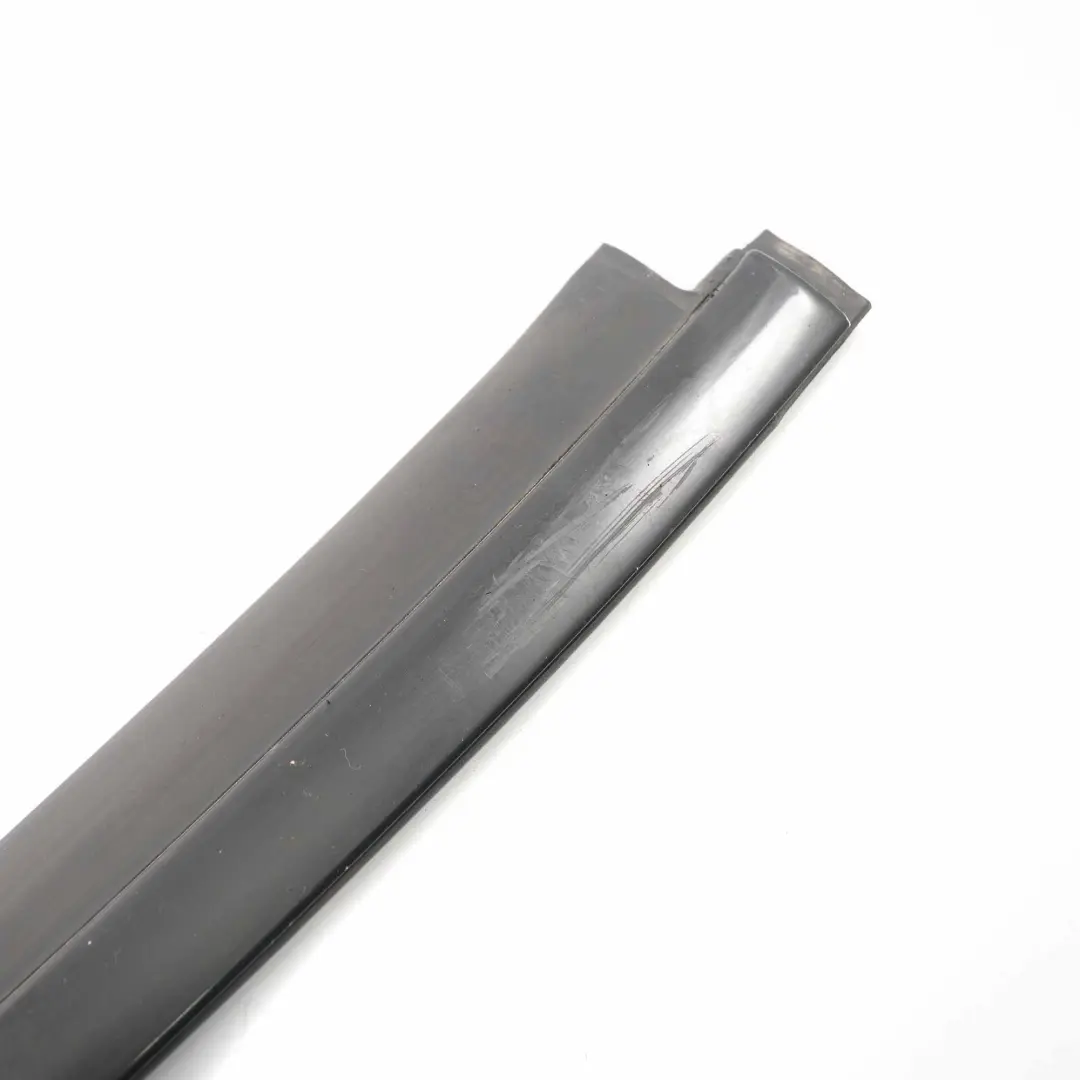 Mercedes CL203 Panneau de garniture de pare-brise Moulure de bande - SKU A2036710036 - Numéro de pièce A2036710036