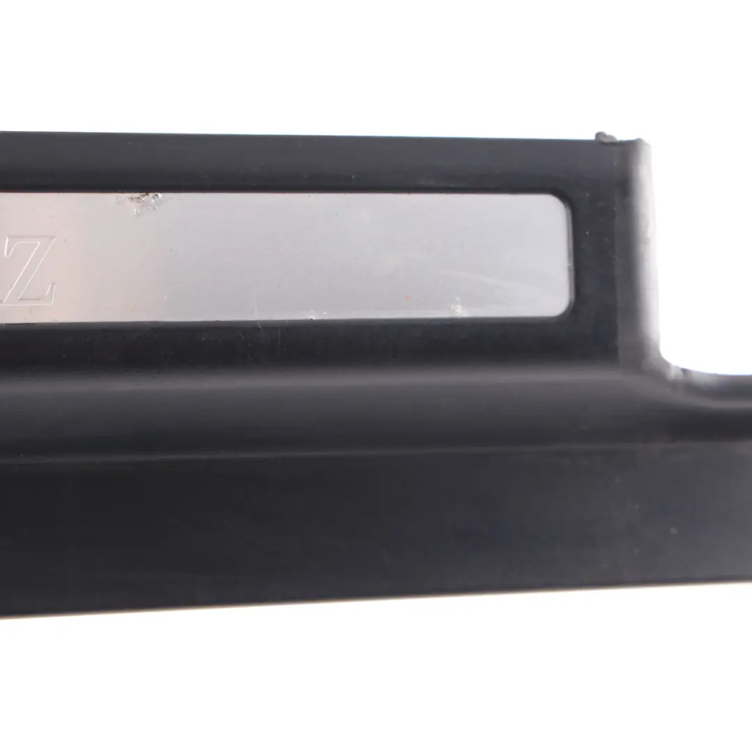 Delantero Derecho Umbral de Puerta Placa de Entrada Cubierta Trim para Mercedes W203 con número de pieza A2036800835 Mercedes W203 Delantero Derecho Umbral de Puerta Placa de Entrada Cubierta Trim - SKU A2036800835 - Número de pieza A2036800835