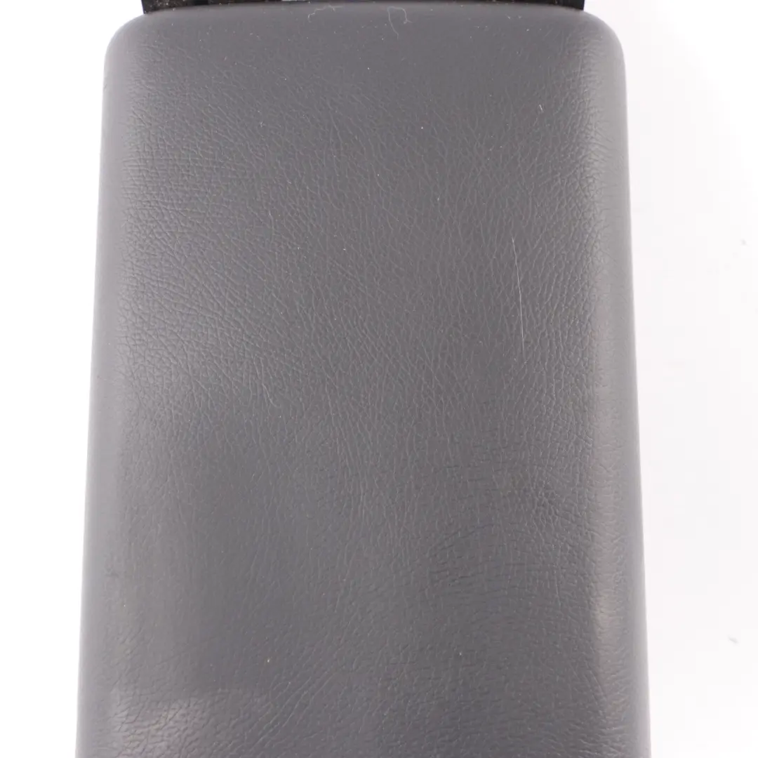  Accoudoir Mercedes W203 Console Central Cache Panneau Accoudoir Noir - SKU A2036802639 - Numéro de pièce A2036802639