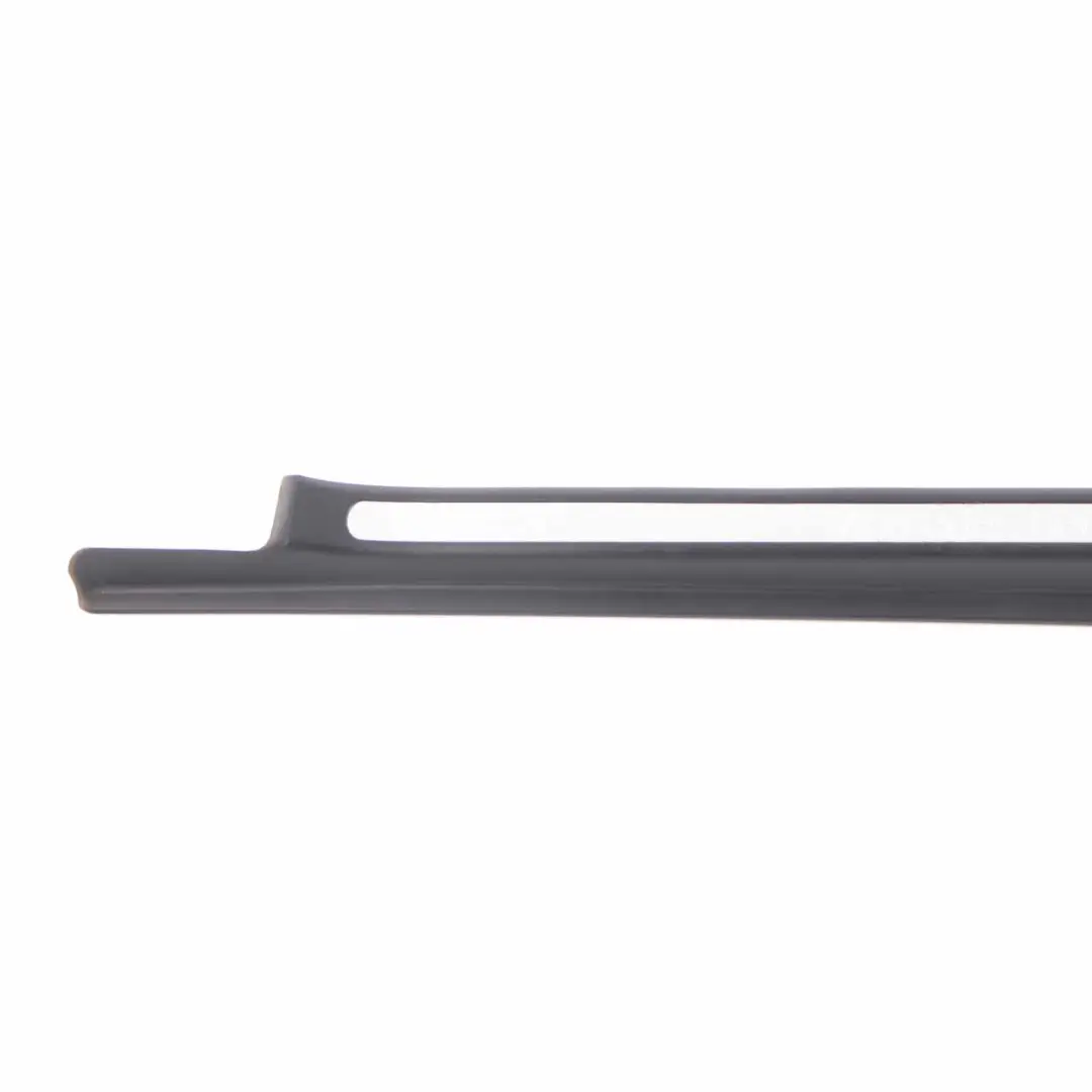 Sill Step Front Right Door Plate Entrance Cover Trim per Mercedes CLC CL203 con numero di parte A2036802835 Mercedes CLC CL203 Sill Step Front Right Door Plate Entrance Cover Trim - SKU A2036802835 - Numero di parte A2036802835