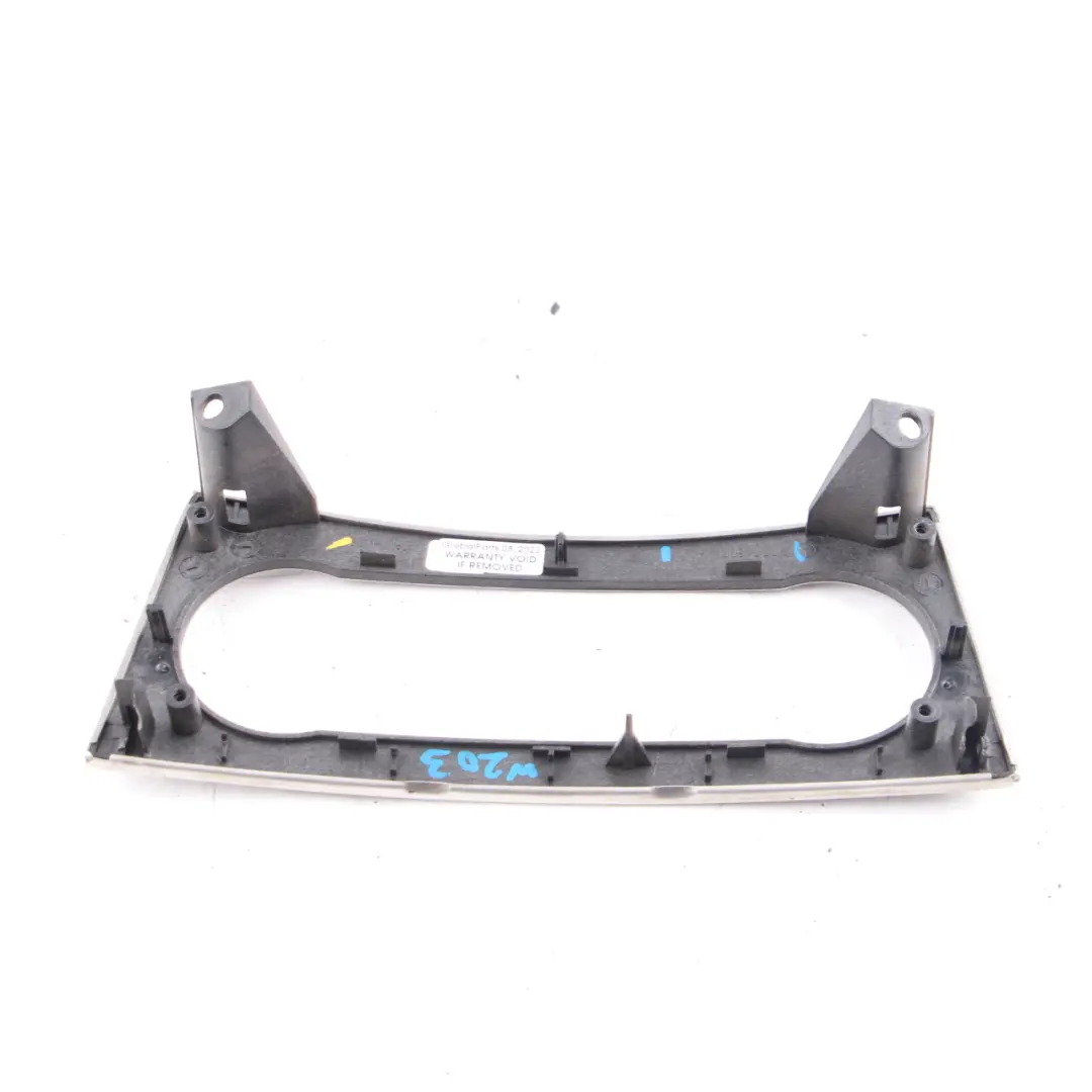 Cubierta Climatizador Panel Salpicadero Aluminio para Mercedes W203 con número de pieza A2036803982 Mercedes W203 Cubierta Climatizador Panel Salpicadero Aluminio - SKU A2036803982 - Número de pieza A2036803982