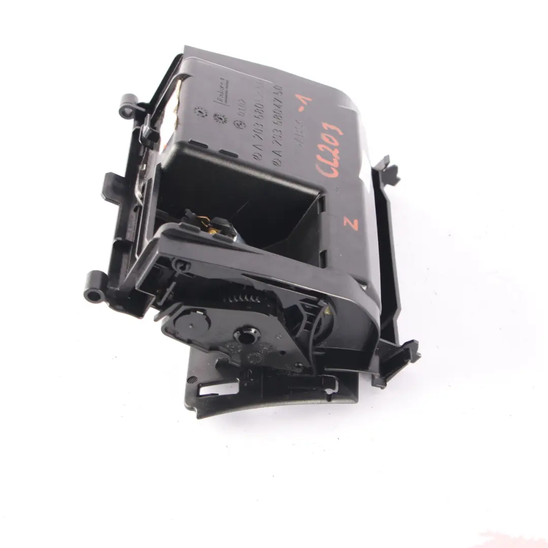 Cenicero Consola Central Mercedes CL203 W203 Cenicero Delantero para con número de pieza A2036805250 Cenicero Consola Central Mercedes CL203 W203 Cenicero Delantero - SKU A2036805250-1 - Número de pieza A2036805250