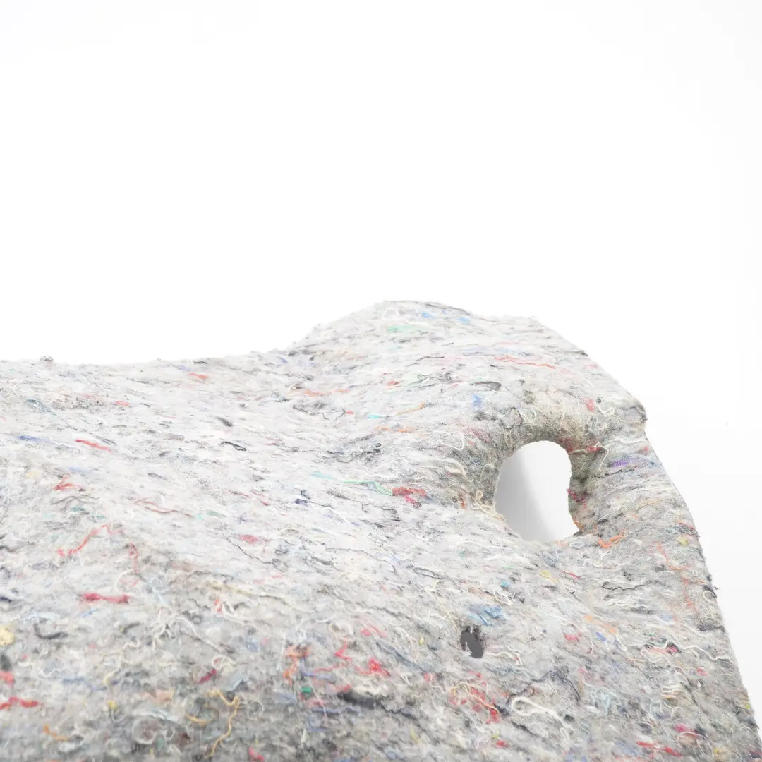 Osłona Izolacja Dźwiękowa Nadkola Prawy Tył do Mercedes W203 o numerze A2036824841 Mercedes W203 Osłona Izolacja Dźwiękowa Nadkola Prawy Tył - SKU A2036824841 - Numer Części A2036824841